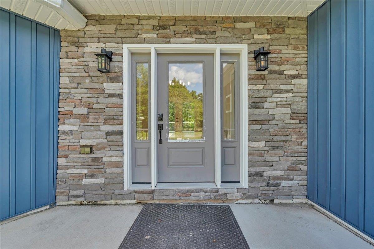 3202 Mathews Lane
