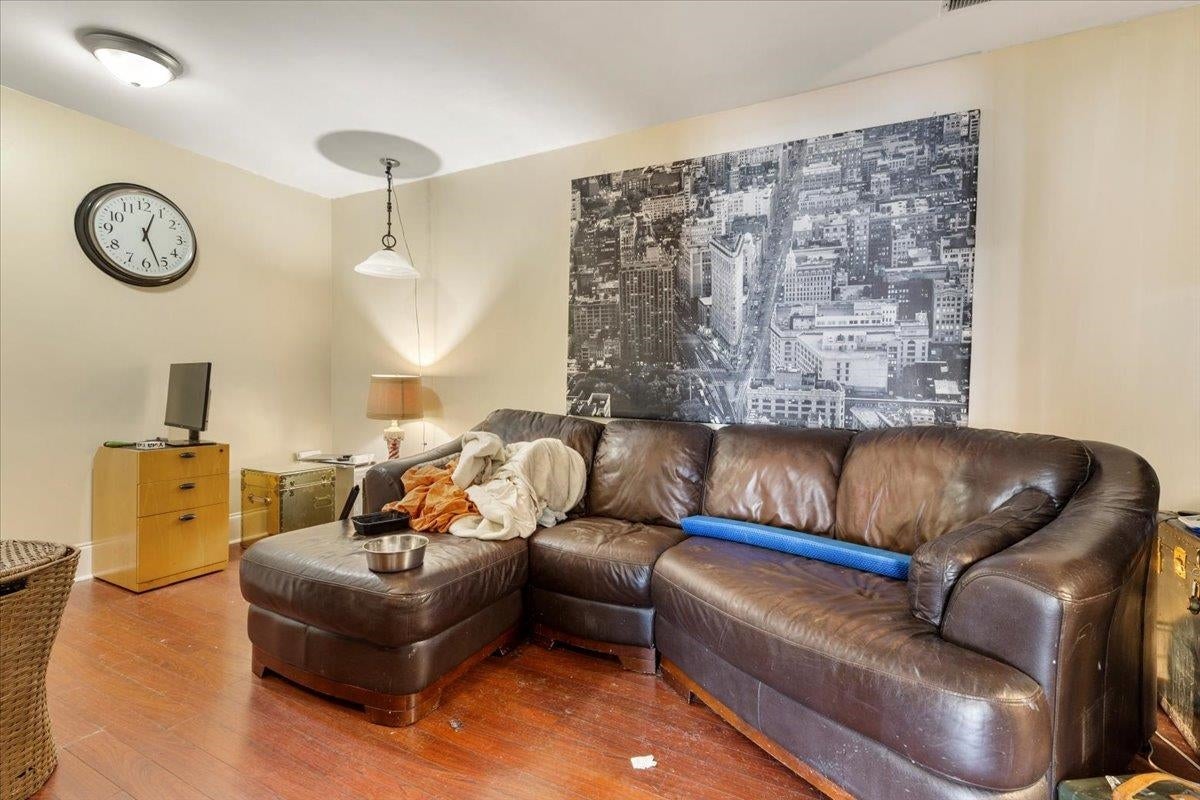 205 TALL OAK Boulevard