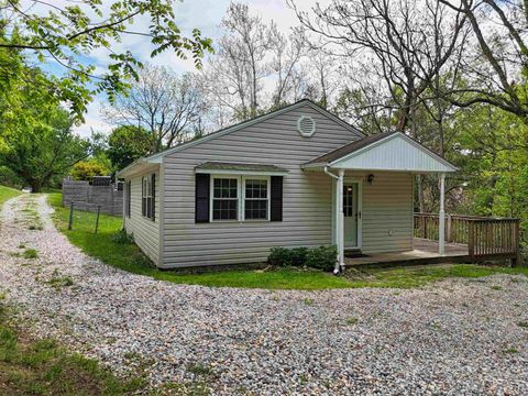 705 Seventh Street Radford VA 24141