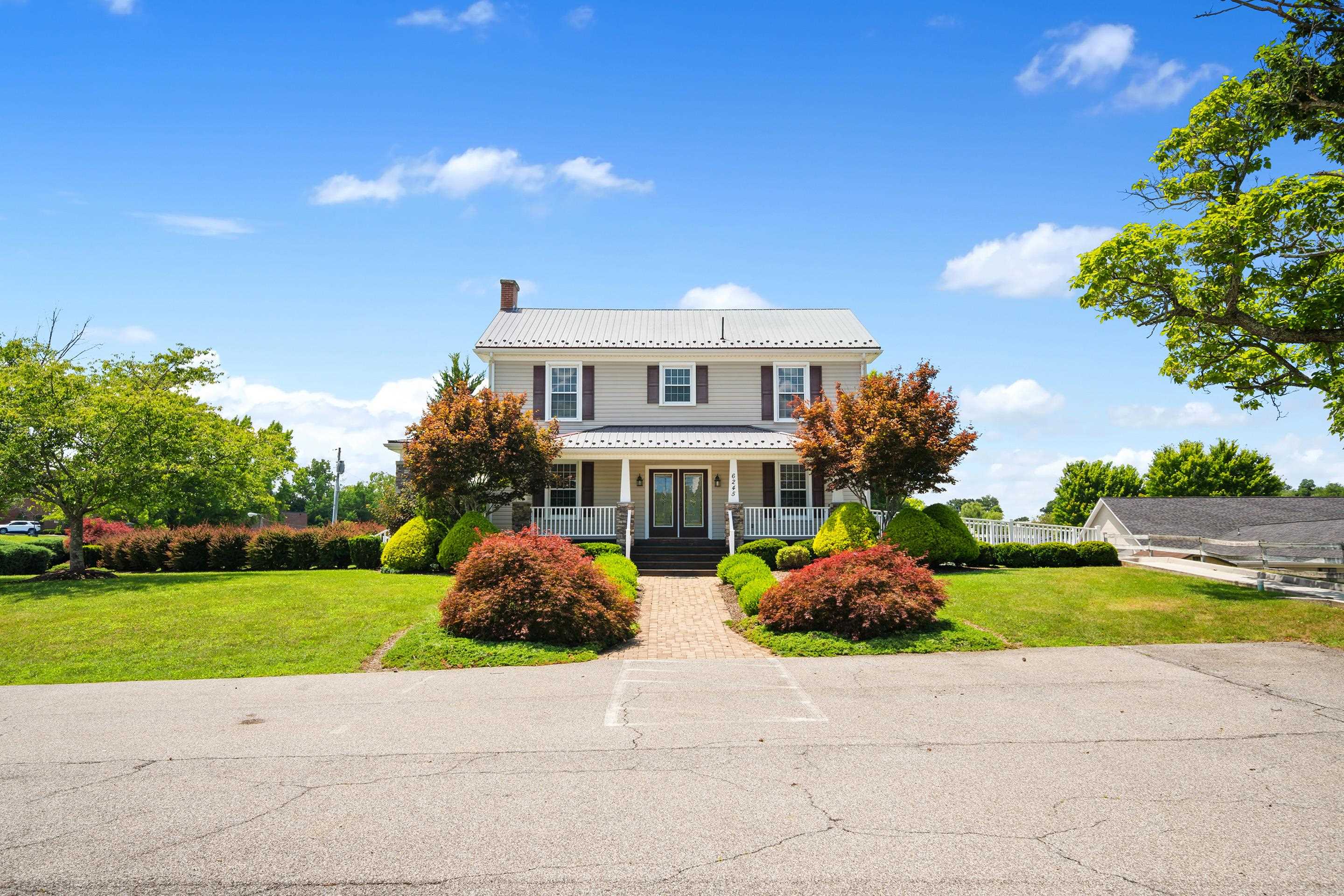 6245 University Park Drive