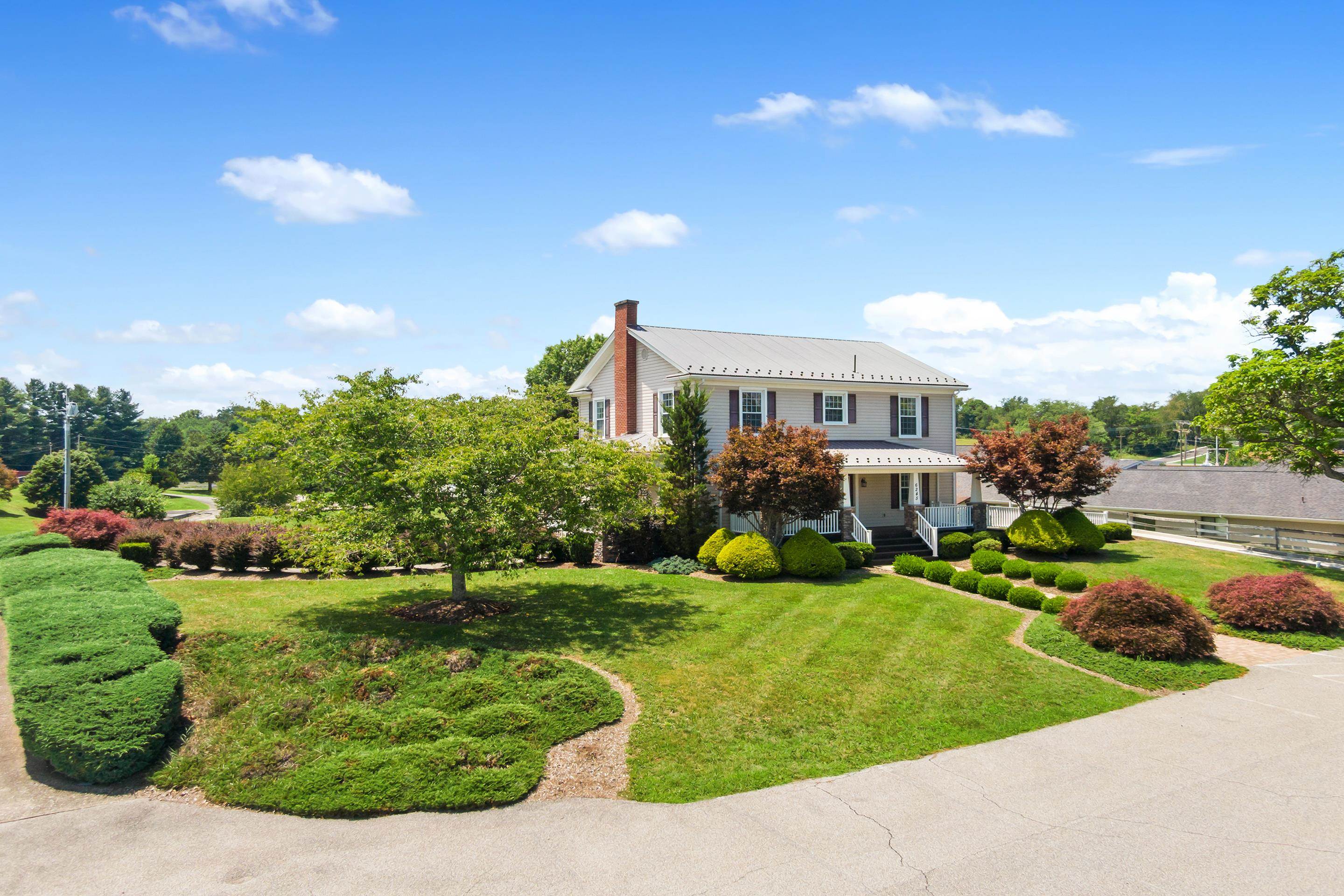 6245 University Park Drive