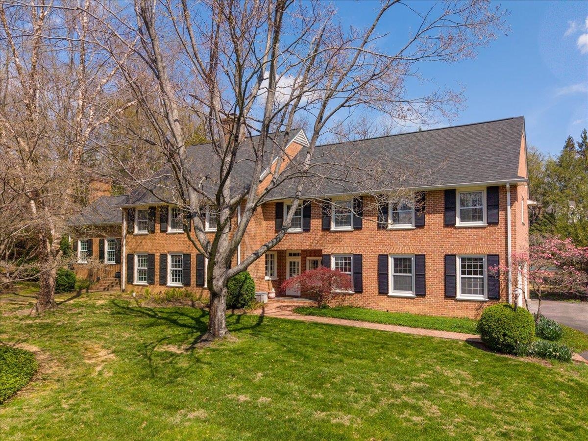 1311 Oak Drive