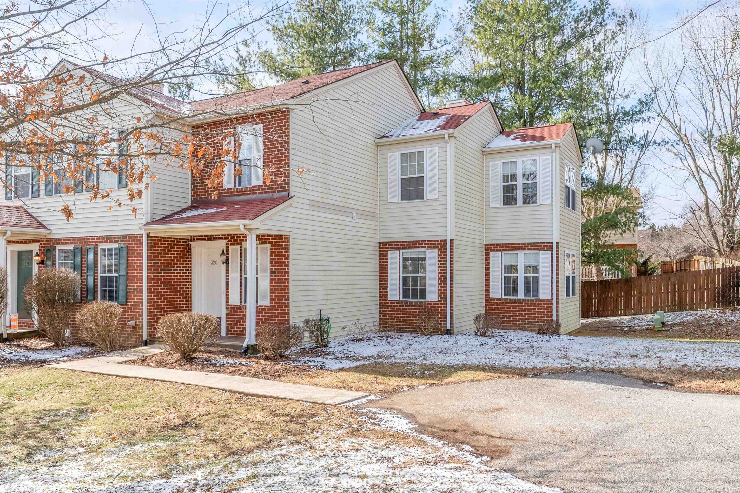 320 BRONZE LEAF Drive