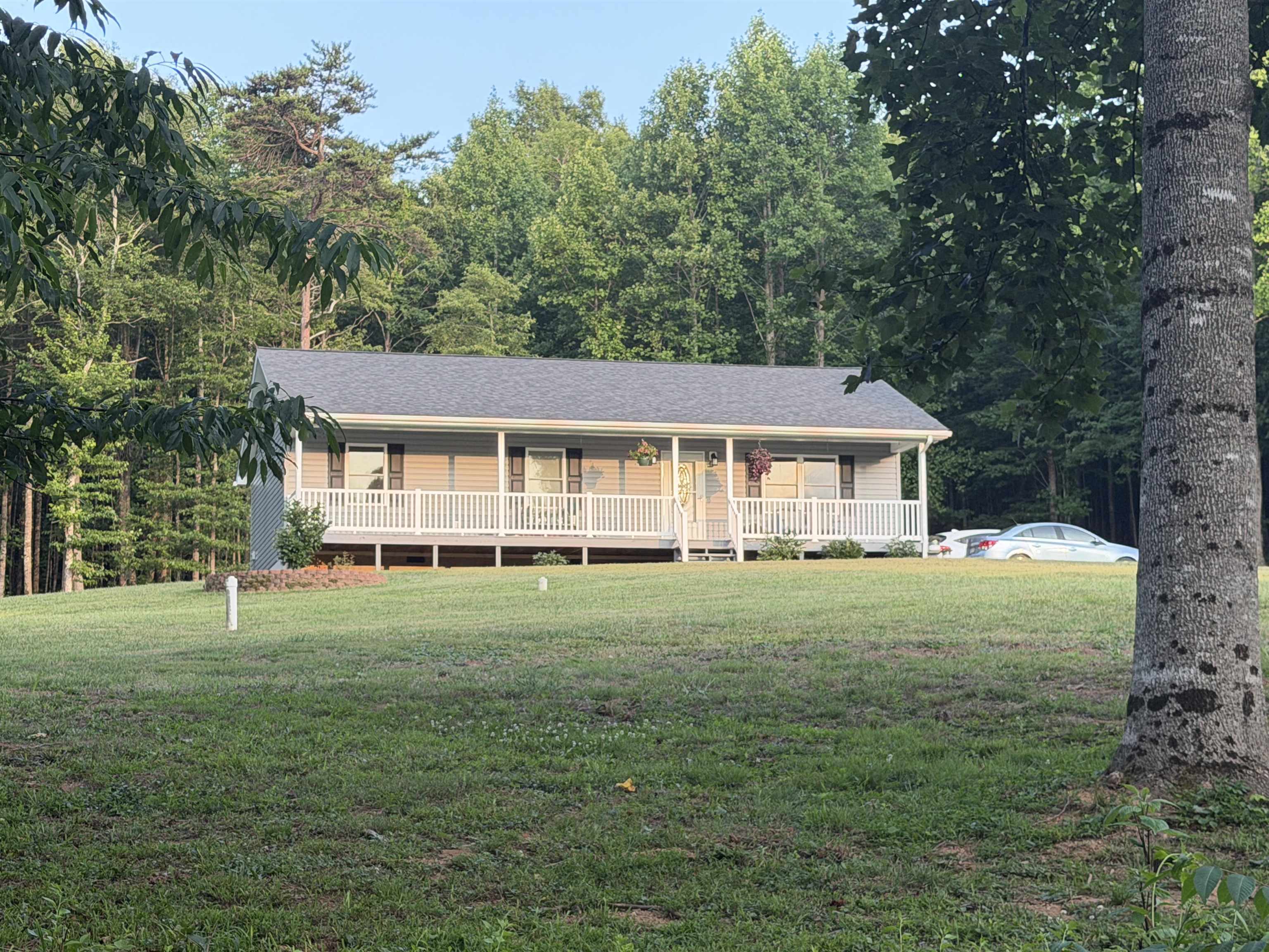 4646 Franklin Pike