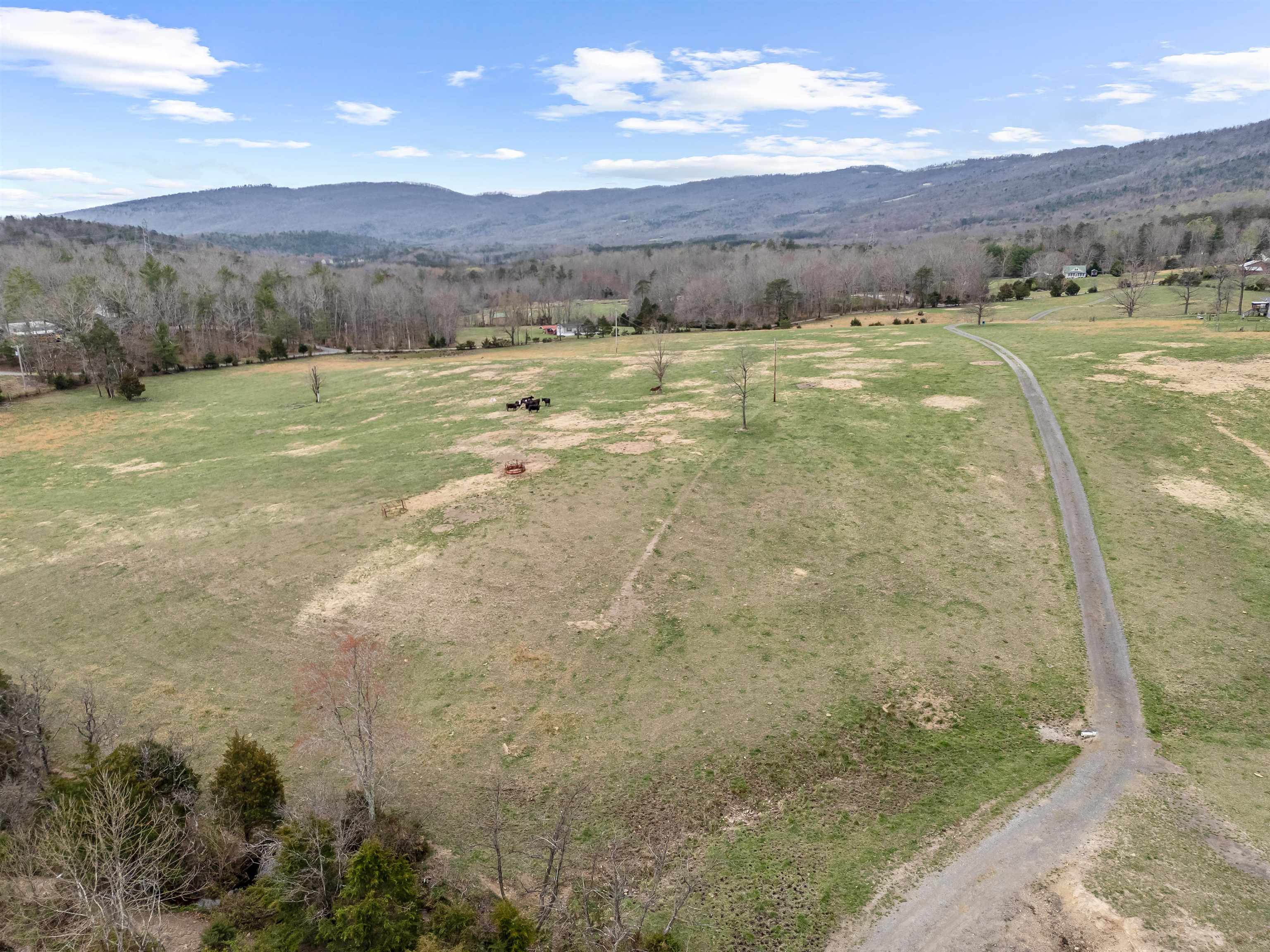 Elliston, Virginia 24087, United States, 3 Bedrooms Bedrooms, ,2 BathroomsBathrooms,Residential,Pending,109108