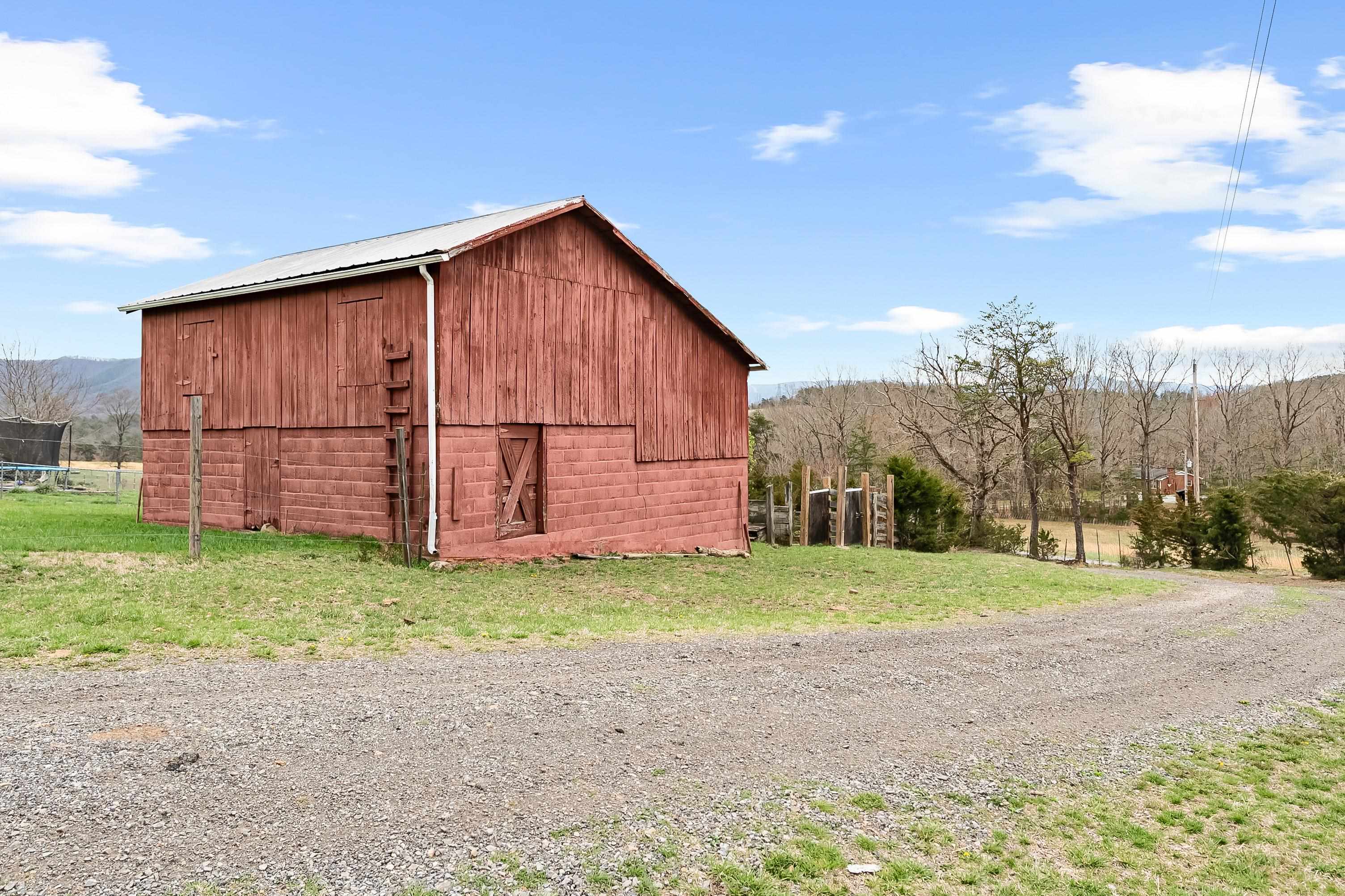 Elliston, Virginia 24087, United States, 3 Bedrooms Bedrooms, ,2 BathroomsBathrooms,Residential,Pending,109108