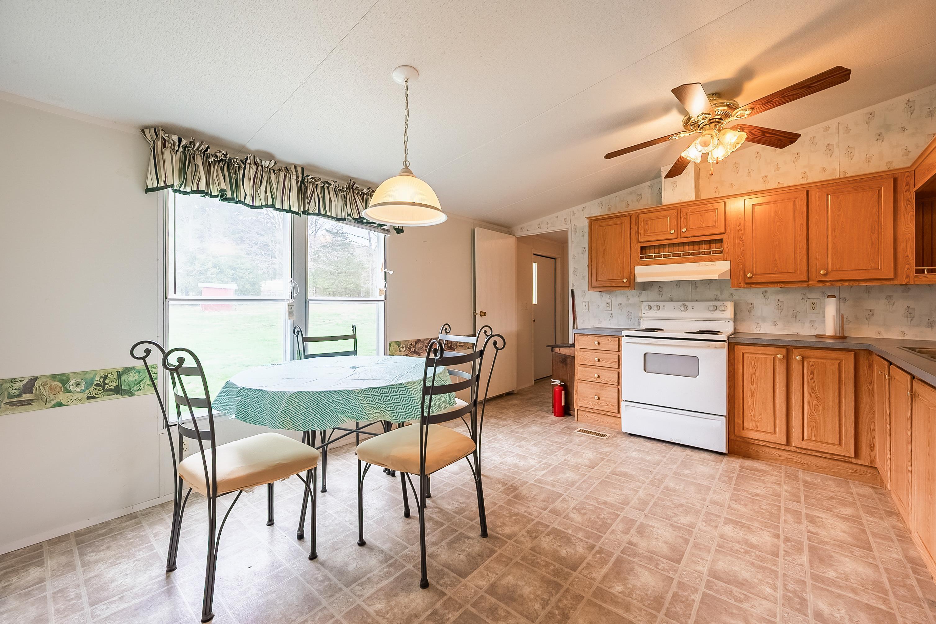 Elliston, Virginia 24087, United States, 3 Bedrooms Bedrooms, ,2 BathroomsBathrooms,Residential,Pending,109108