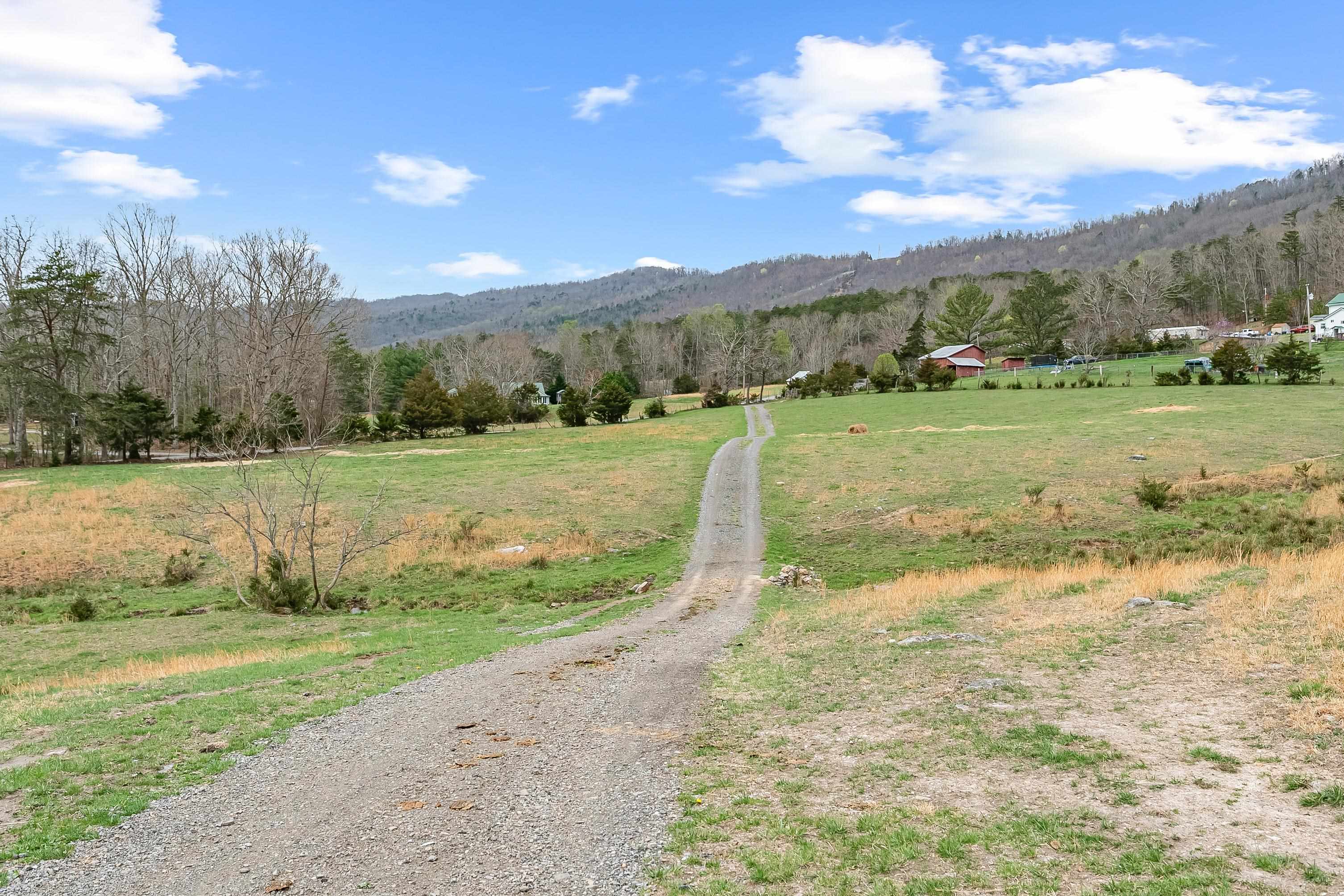 Elliston, Virginia 24087, United States, 3 Bedrooms Bedrooms, ,2 BathroomsBathrooms,Residential,Pending,109108