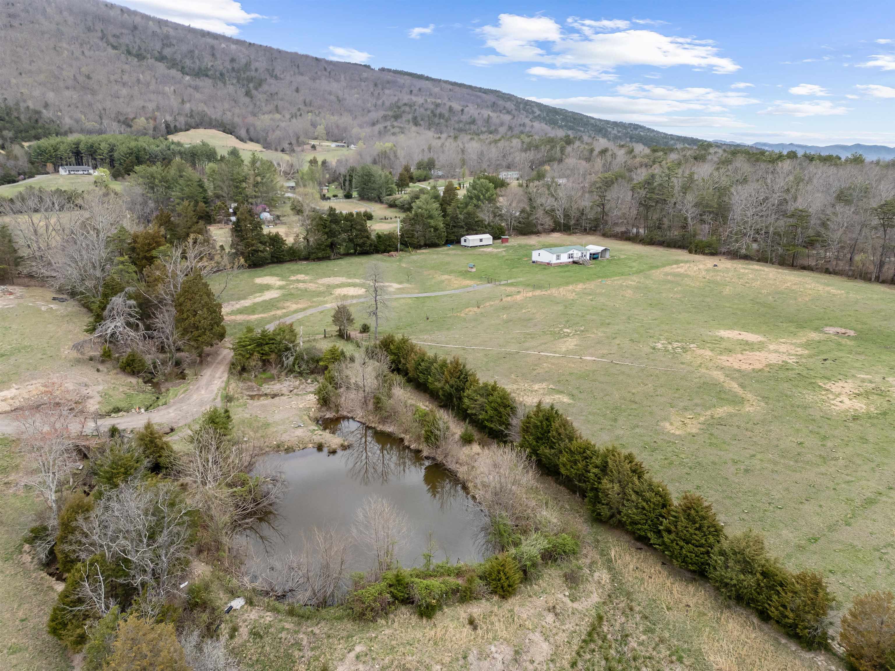 Elliston, Virginia 24087, United States, 3 Bedrooms Bedrooms, ,2 BathroomsBathrooms,Residential,Pending,109108