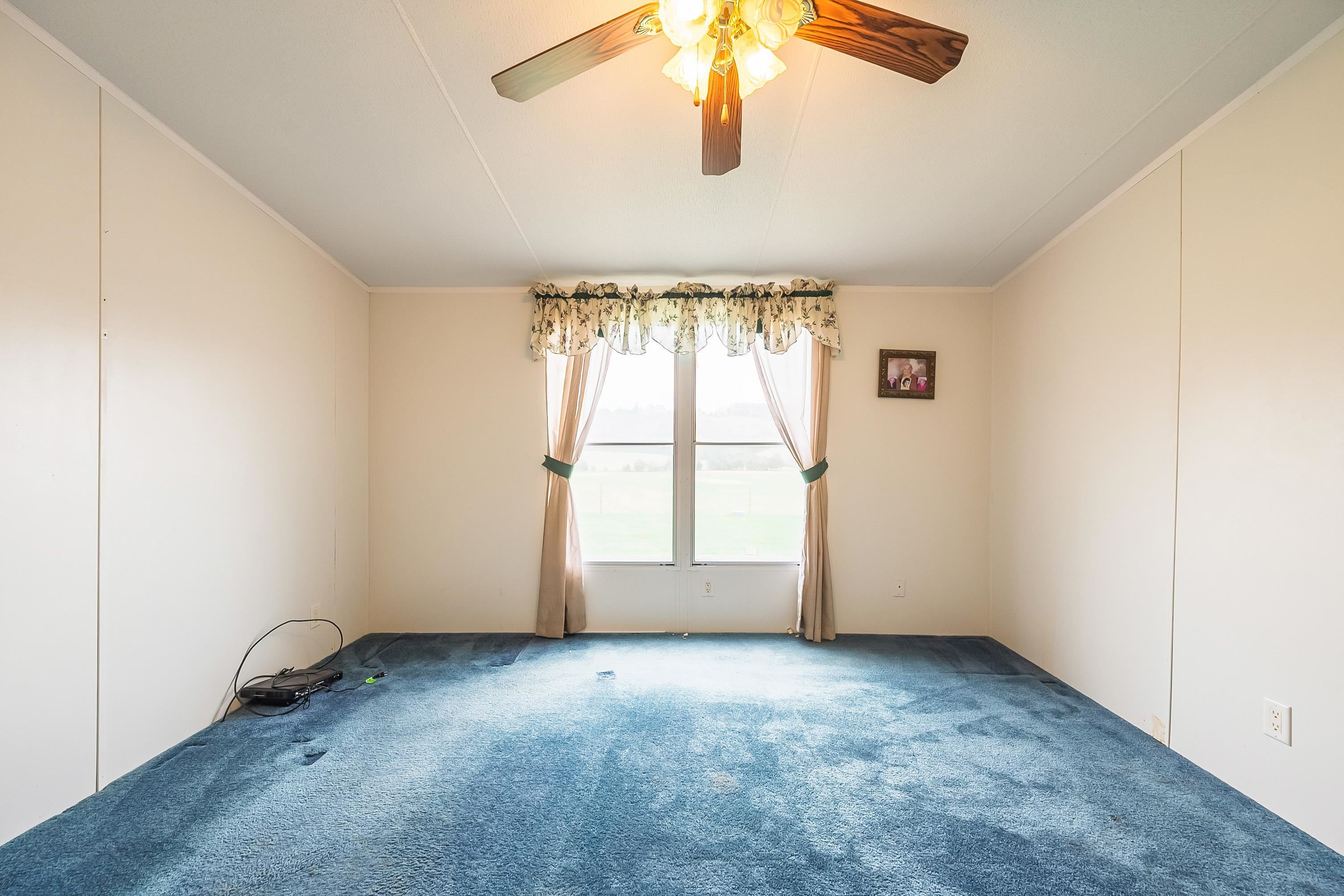 Elliston, Virginia 24087, United States, 3 Bedrooms Bedrooms, ,2 BathroomsBathrooms,Residential,Pending,109108