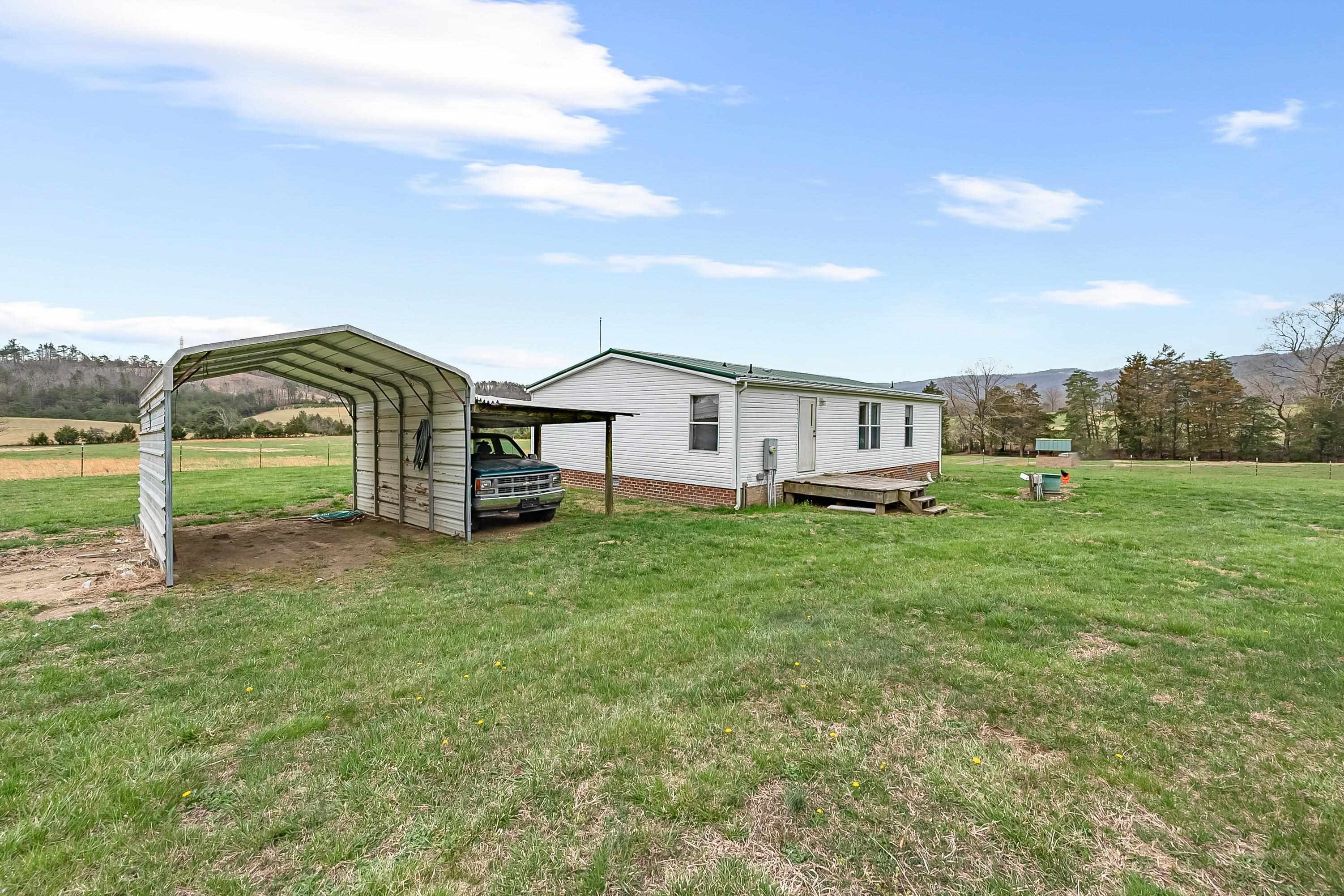 Elliston, Virginia 24087, United States, 3 Bedrooms Bedrooms, ,2 BathroomsBathrooms,Residential,Pending,109108