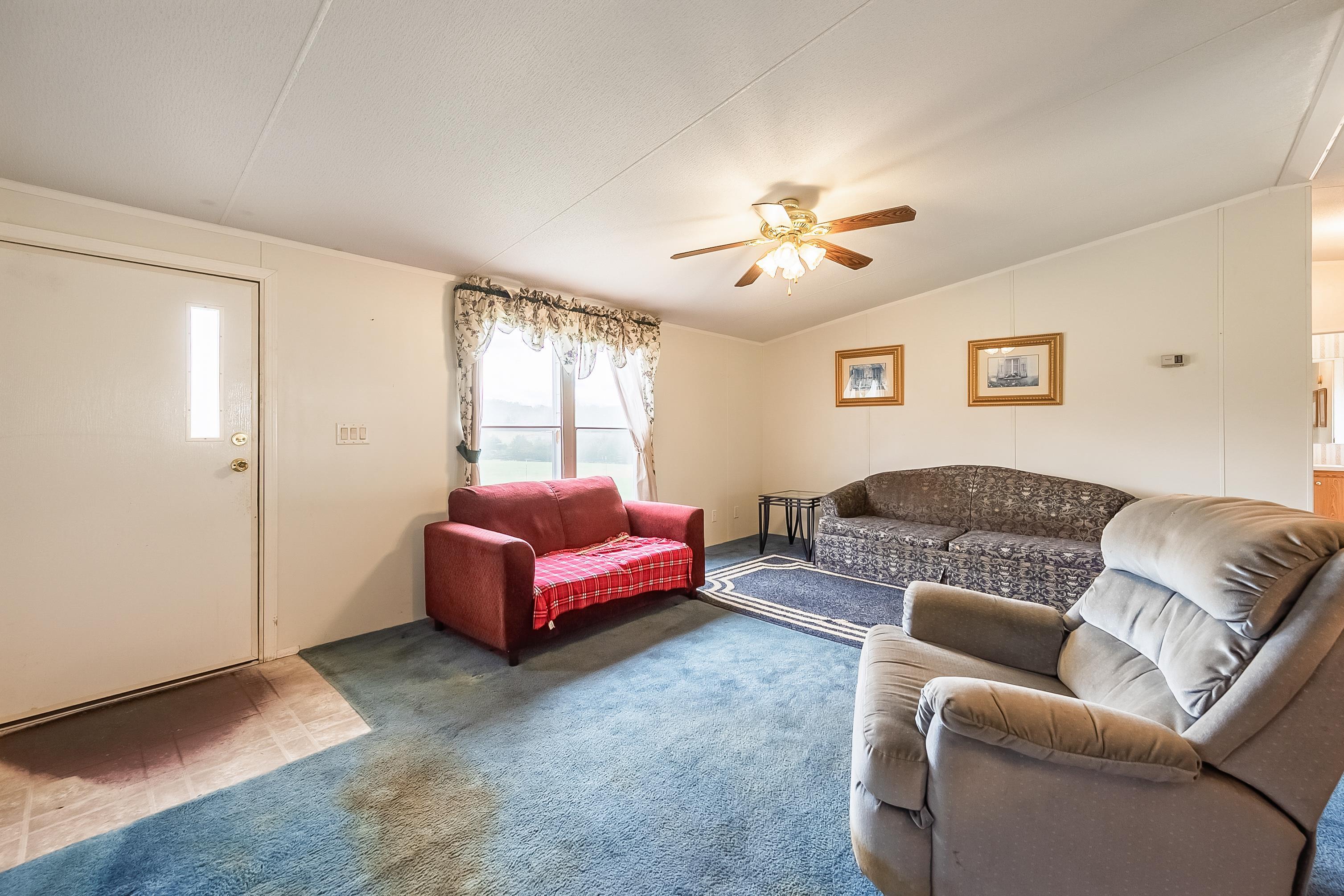 Elliston, Virginia 24087, United States, 3 Bedrooms Bedrooms, ,2 BathroomsBathrooms,Residential,Pending,109108