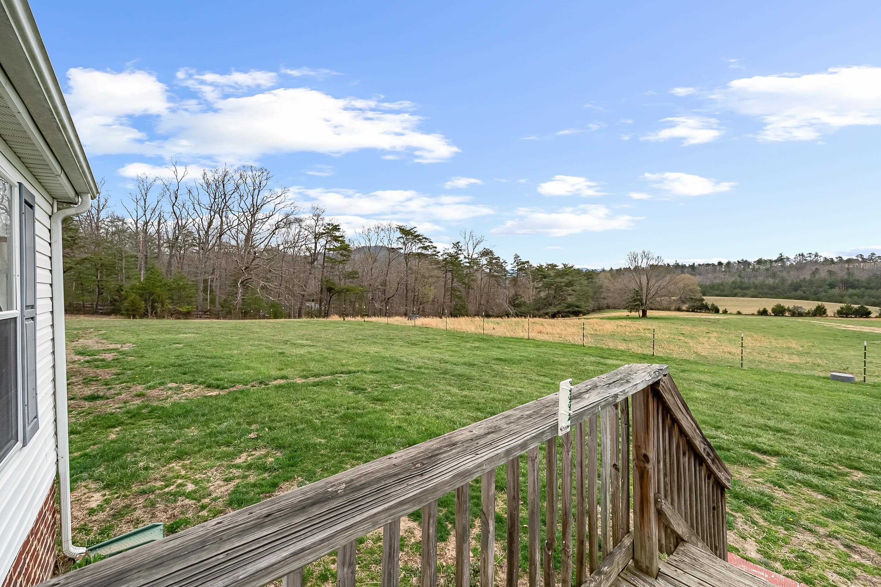 Elliston, Virginia 24087, United States, 3 Bedrooms Bedrooms, ,2 BathroomsBathrooms,Residential,Pending,109108