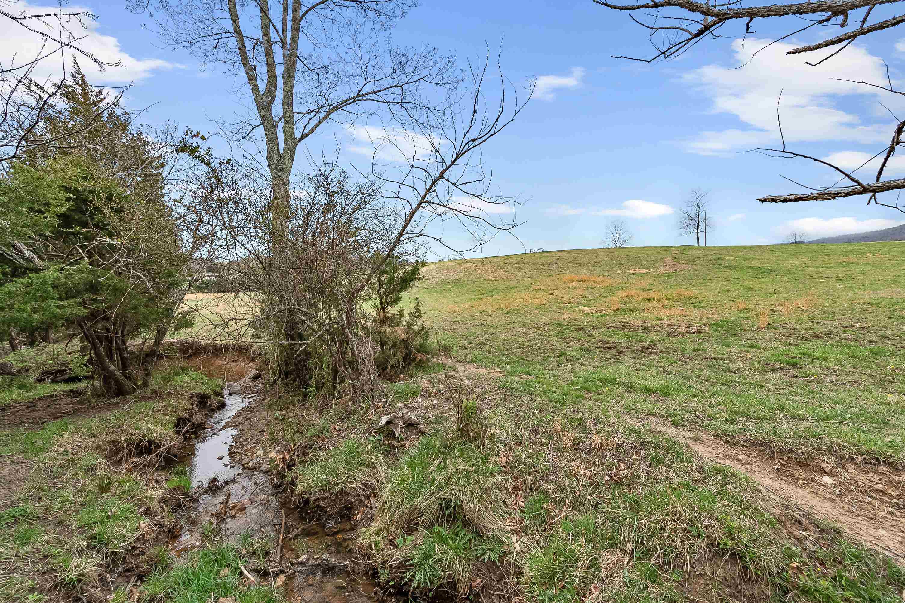 Elliston, Virginia 24087, United States, 3 Bedrooms Bedrooms, ,2 BathroomsBathrooms,Residential,Pending,109108