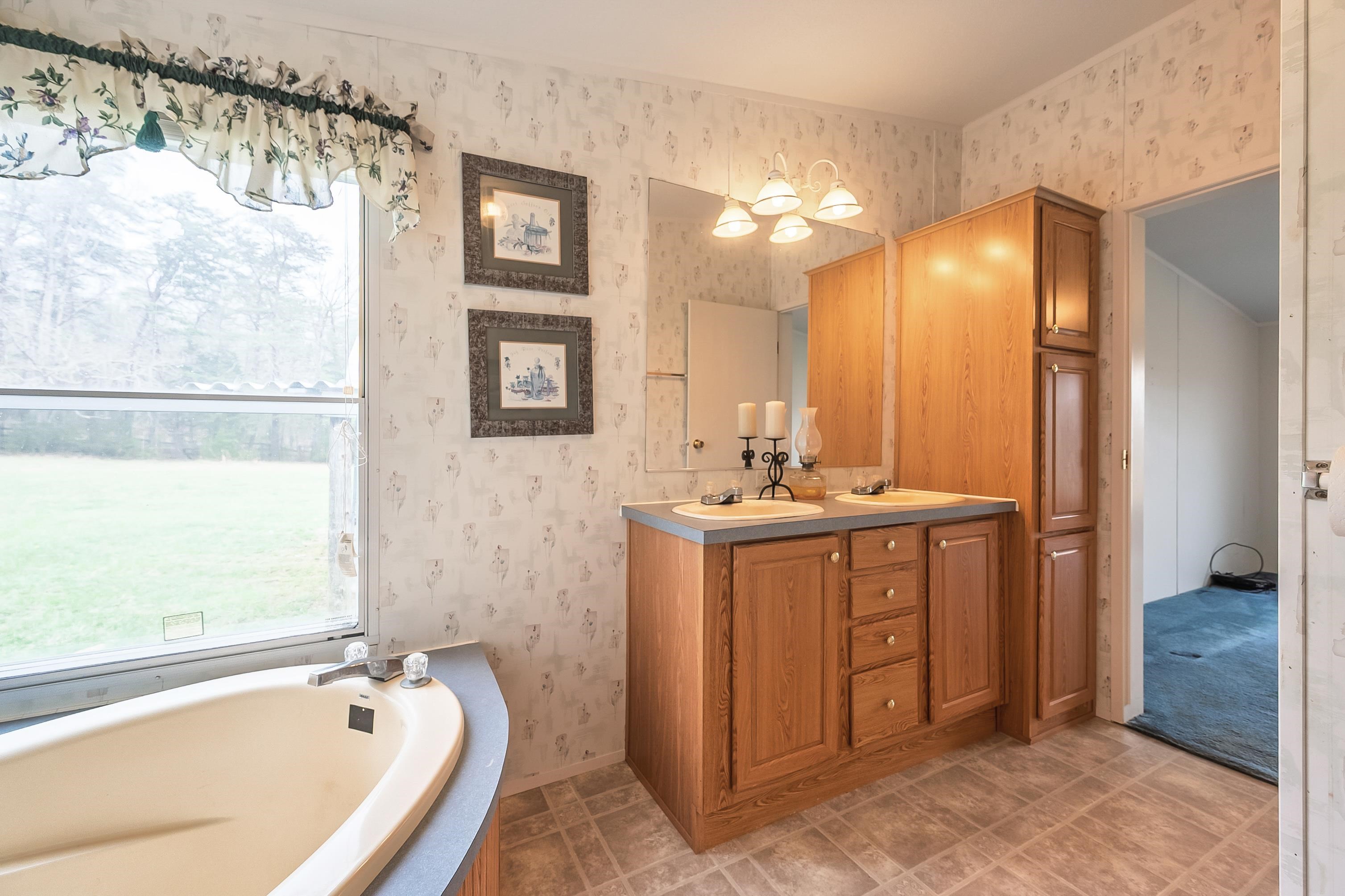 Elliston, Virginia 24087, United States, 3 Bedrooms Bedrooms, ,2 BathroomsBathrooms,Residential,Pending,109108