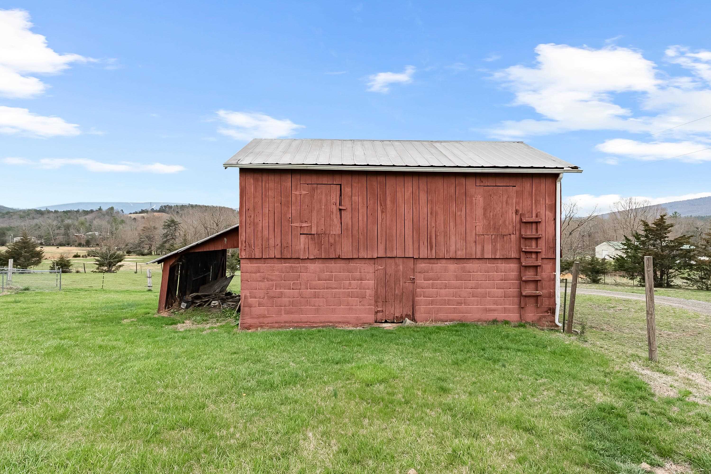 Elliston, Virginia 24087, United States, 3 Bedrooms Bedrooms, ,2 BathroomsBathrooms,Residential,Pending,109108