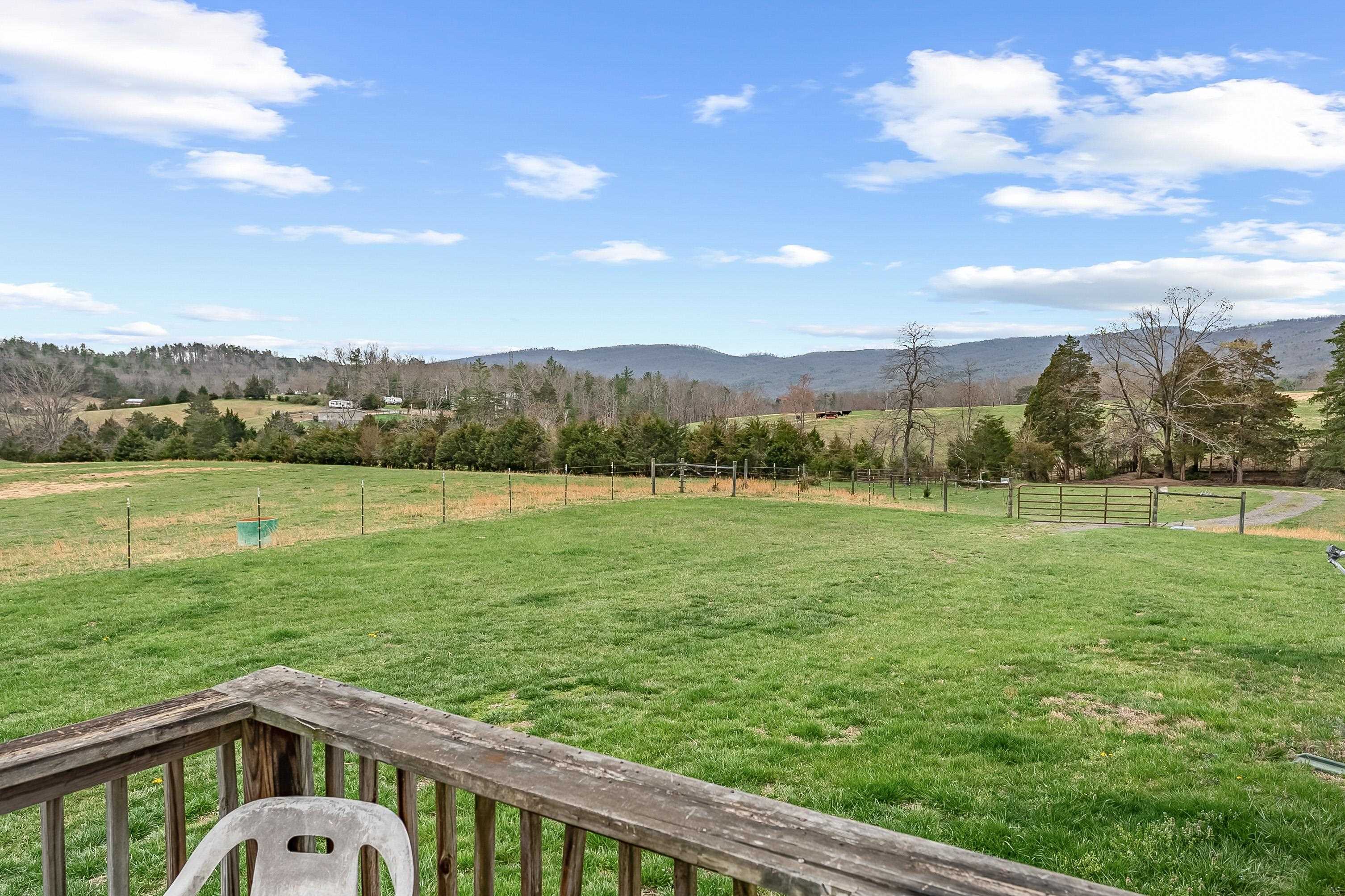 Elliston, Virginia 24087, United States, 3 Bedrooms Bedrooms, ,2 BathroomsBathrooms,Residential,Pending,109108