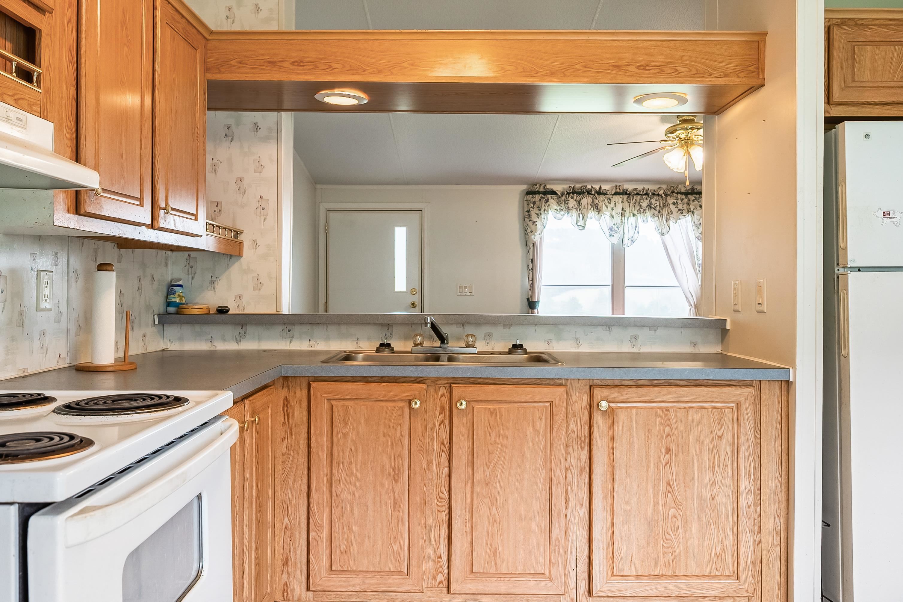 Elliston, Virginia 24087, United States, 3 Bedrooms Bedrooms, ,2 BathroomsBathrooms,Residential,Pending,109108