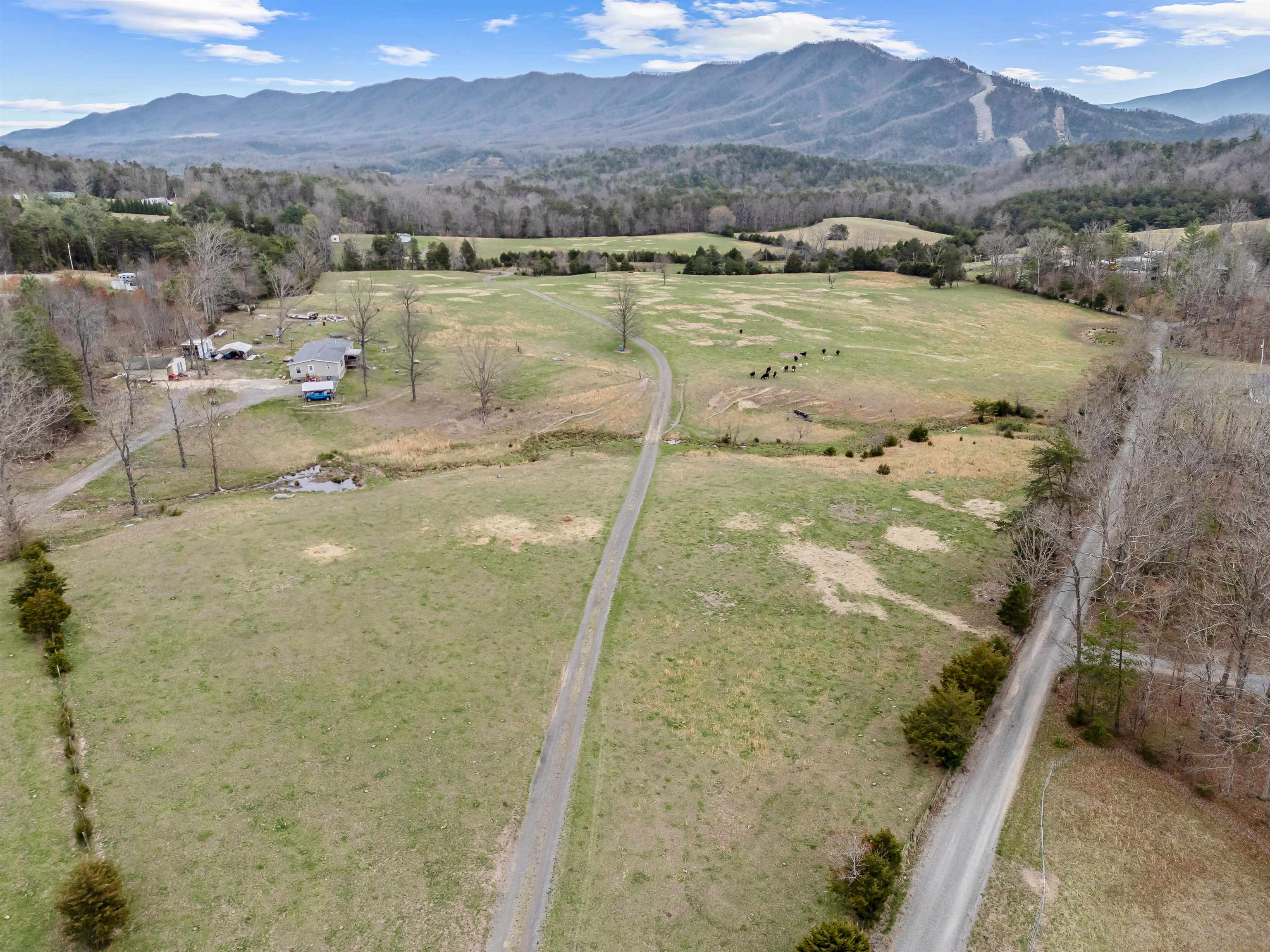 Elliston, Virginia 24087, United States, 3 Bedrooms Bedrooms, ,2 BathroomsBathrooms,Residential,Pending,109108