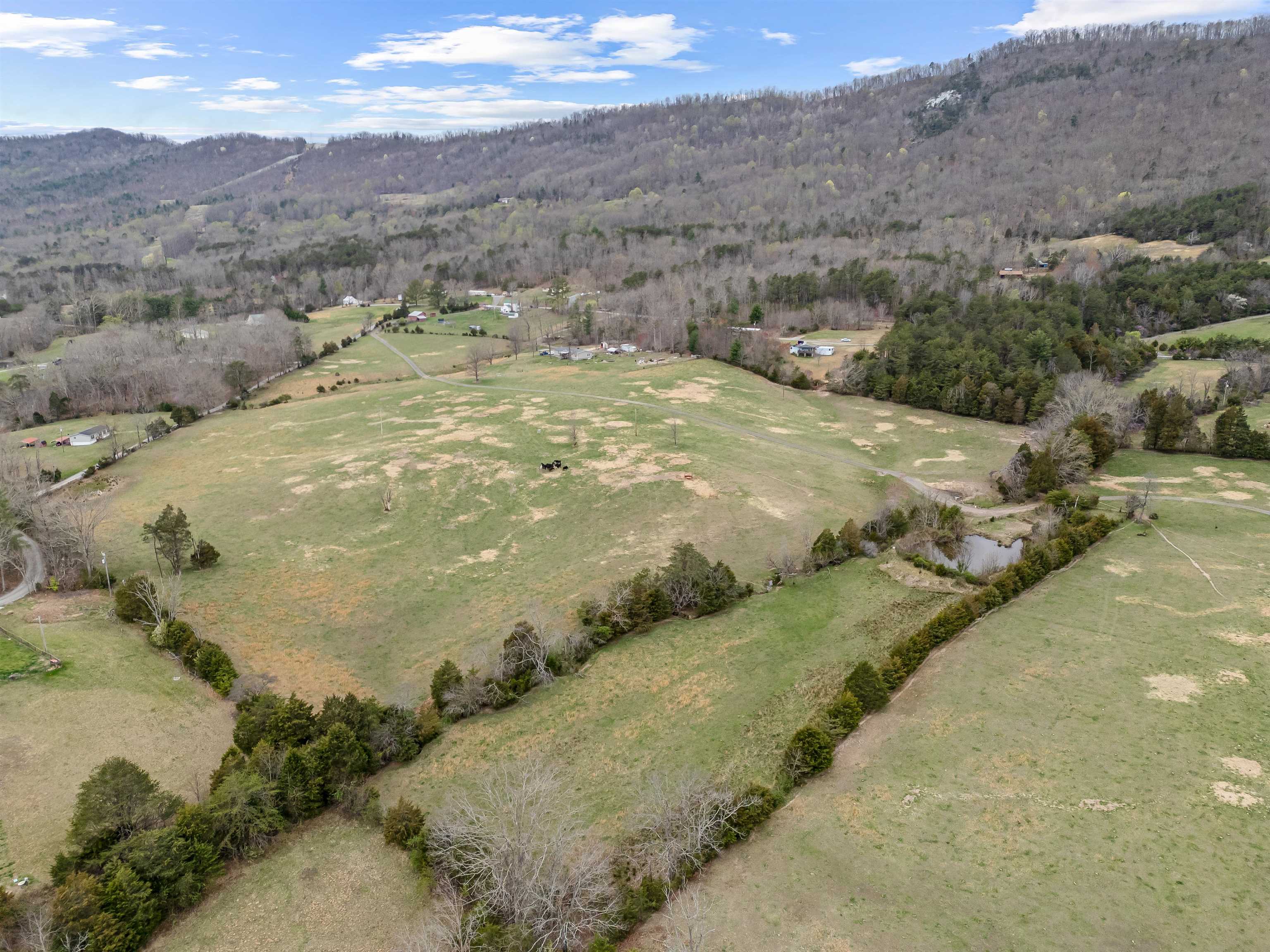 Elliston, Virginia 24087, United States, 3 Bedrooms Bedrooms, ,2 BathroomsBathrooms,Residential,Pending,109108