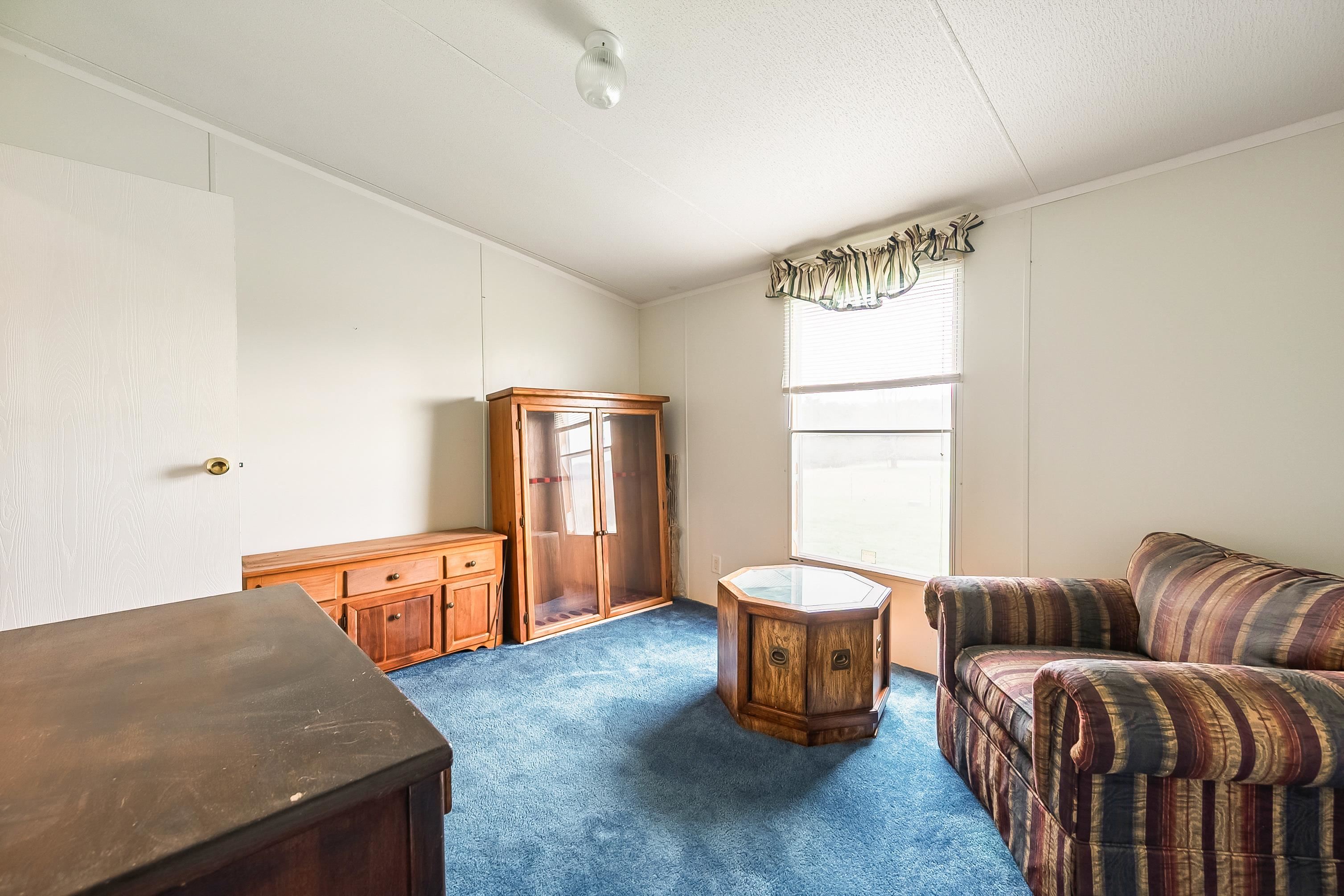 Elliston, Virginia 24087, United States, 3 Bedrooms Bedrooms, ,2 BathroomsBathrooms,Residential,Pending,109108