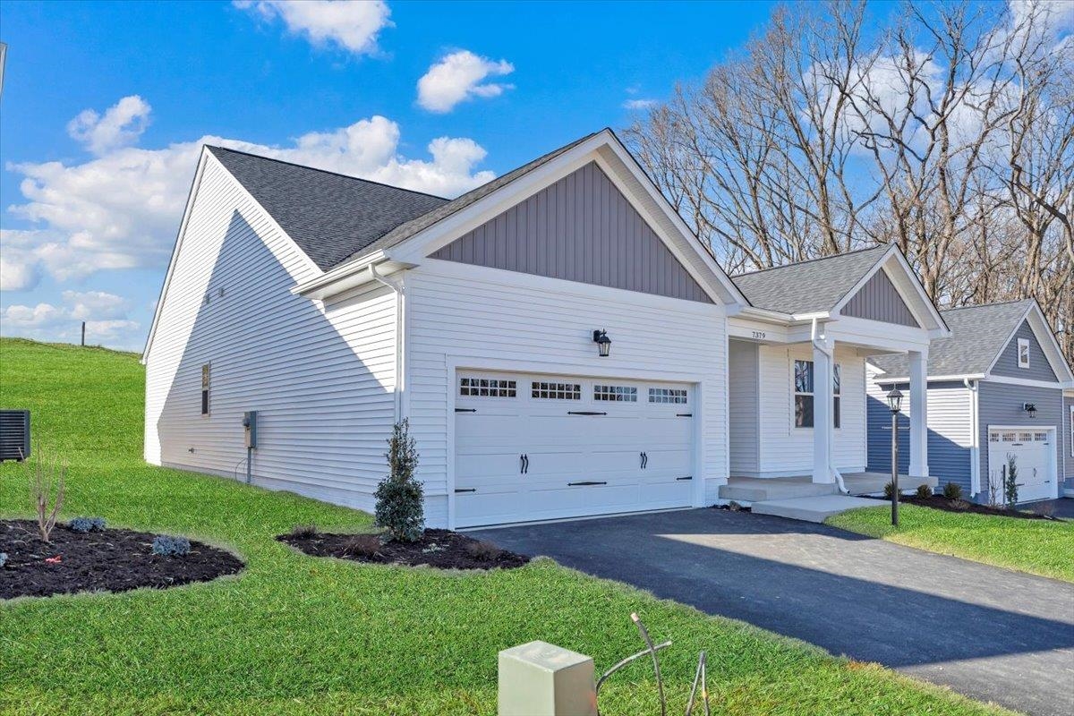 7379 King's Pointe Drive