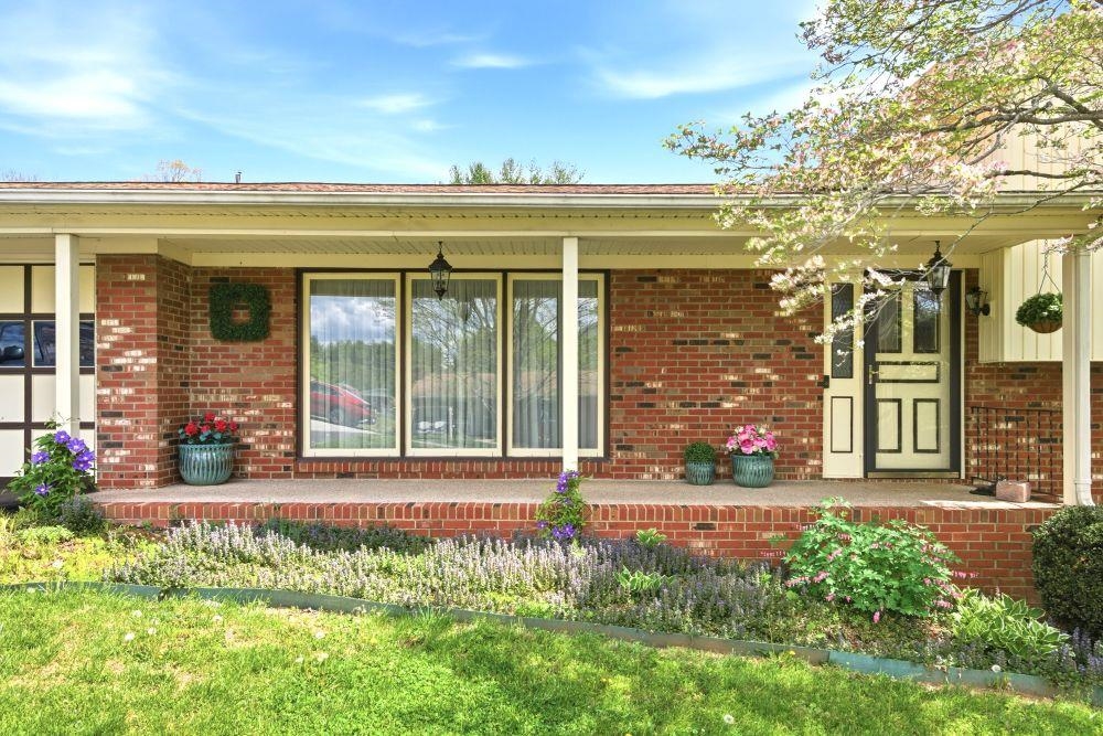 508 Lawndale Drive