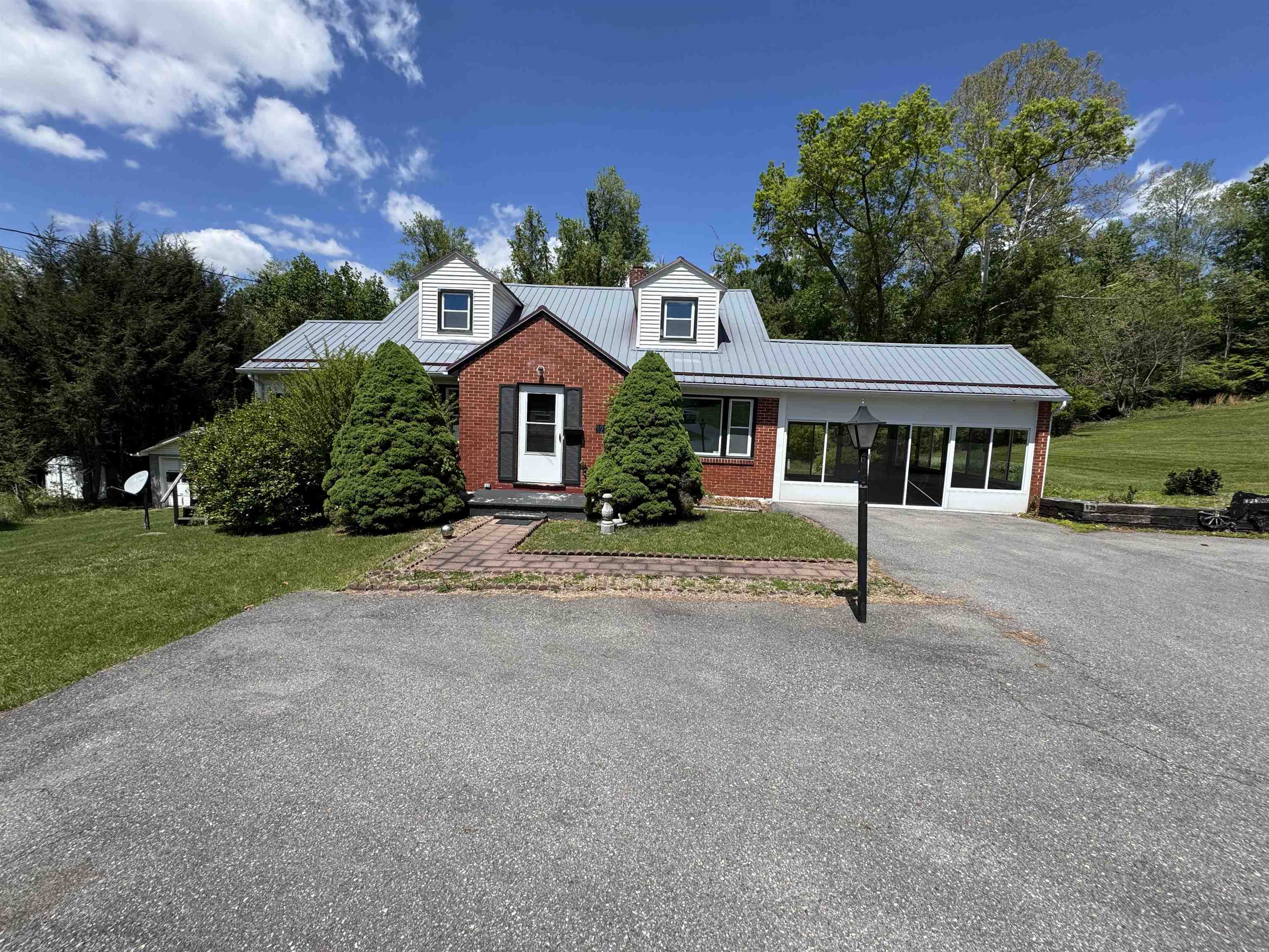 328 Mountain Drive