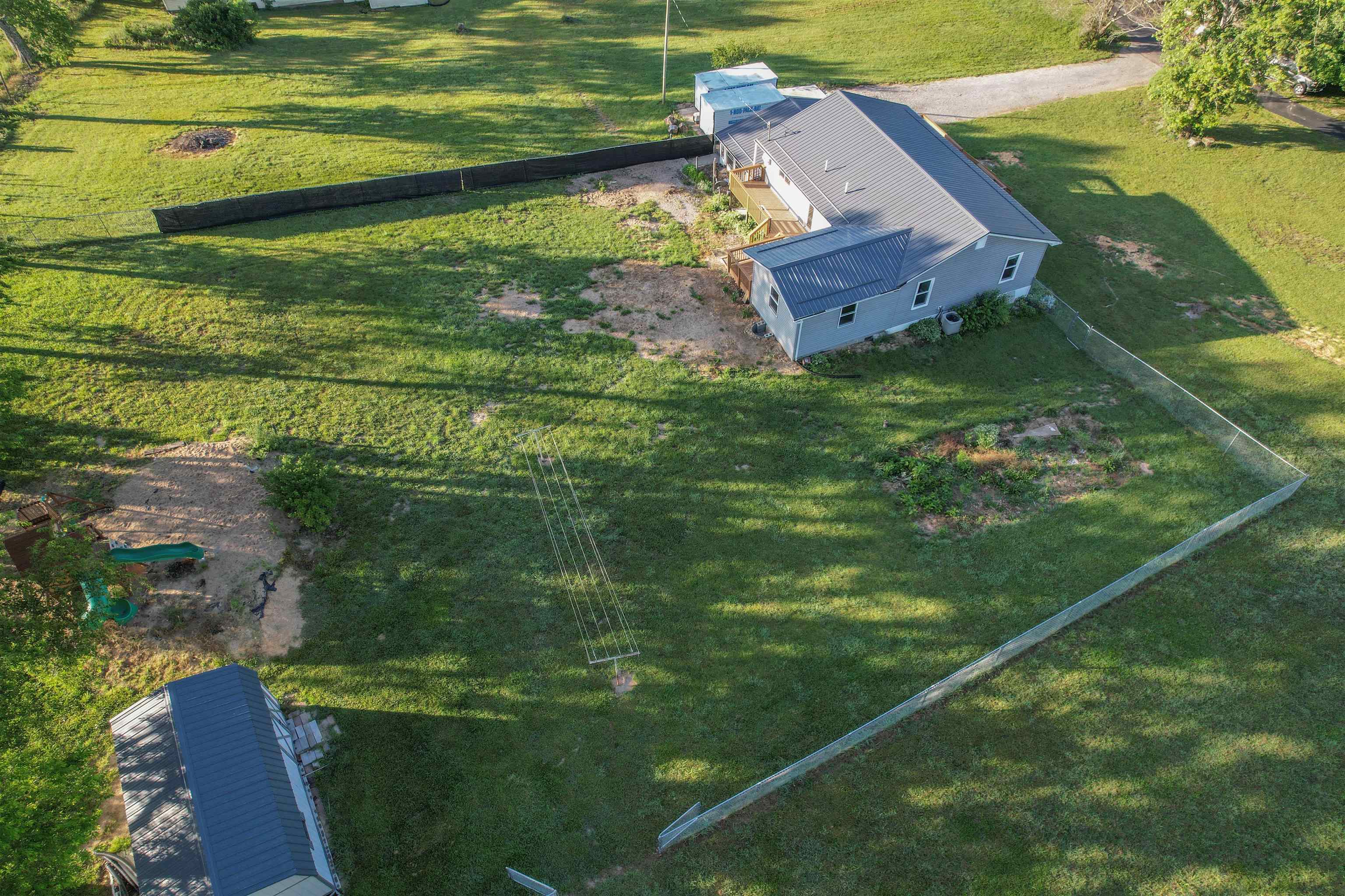 4424 Bluegrass Road