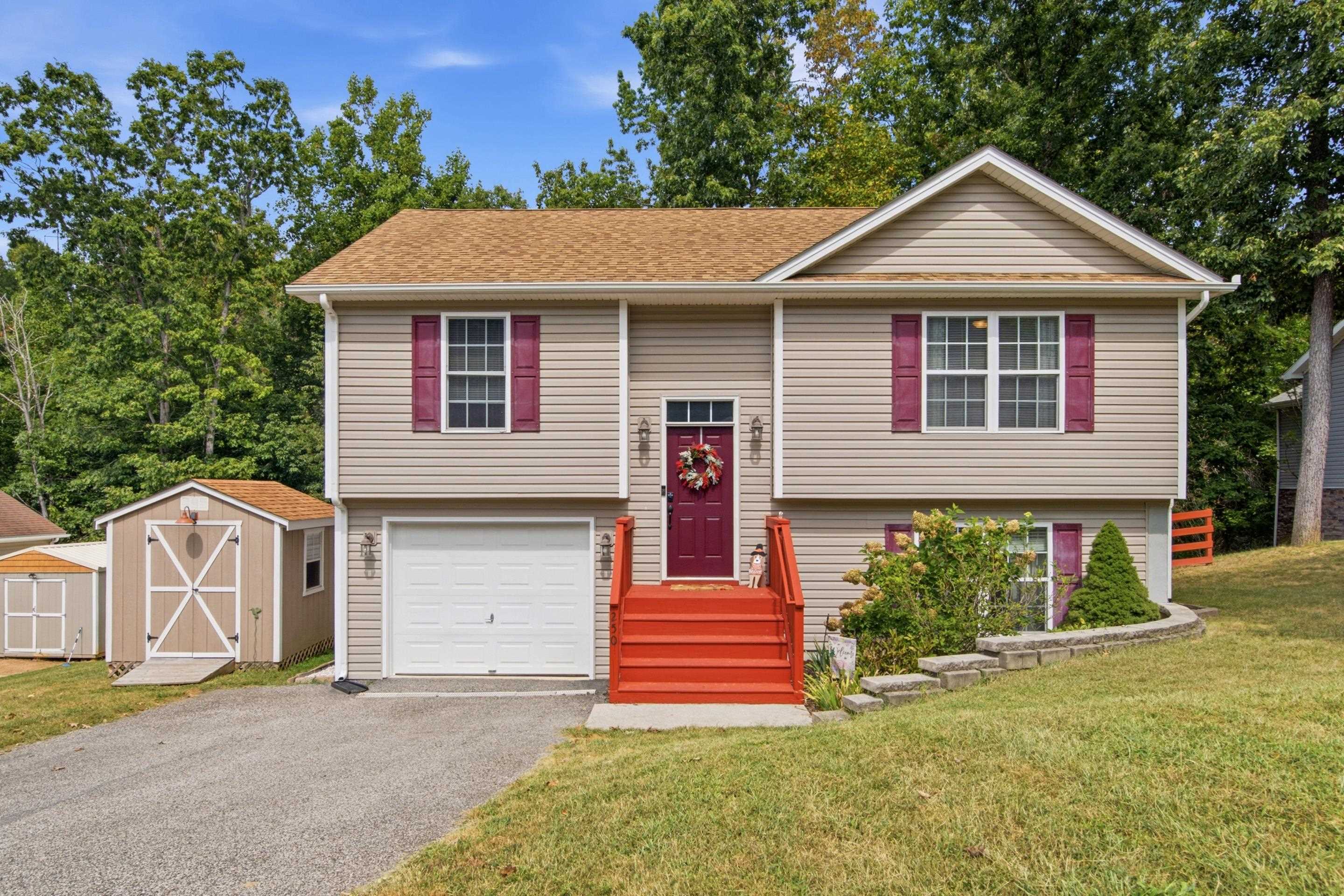 250 JOHN LEMLEY Lane