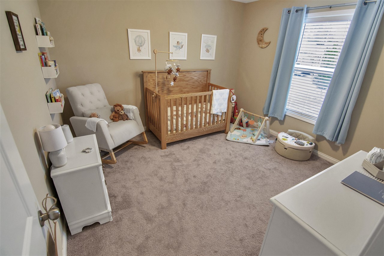 Bowling Green, Kentucky 42104, United States, 4 Bedrooms Bedrooms, ,3 BathroomsBathrooms,Residential,Pending,41304