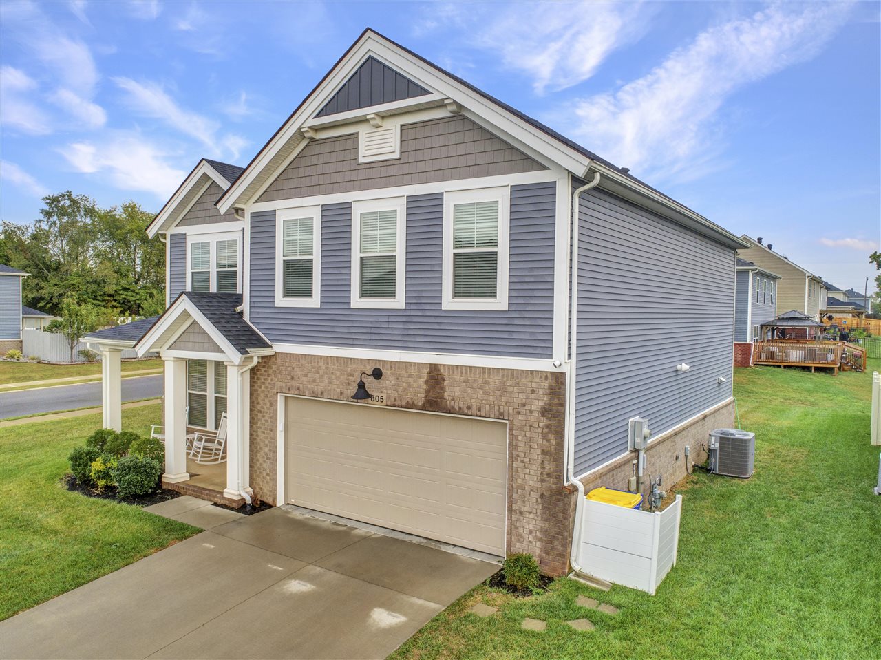 Bowling Green, Kentucky 42104, United States, 4 Bedrooms Bedrooms, ,3 BathroomsBathrooms,Residential,Pending,41304