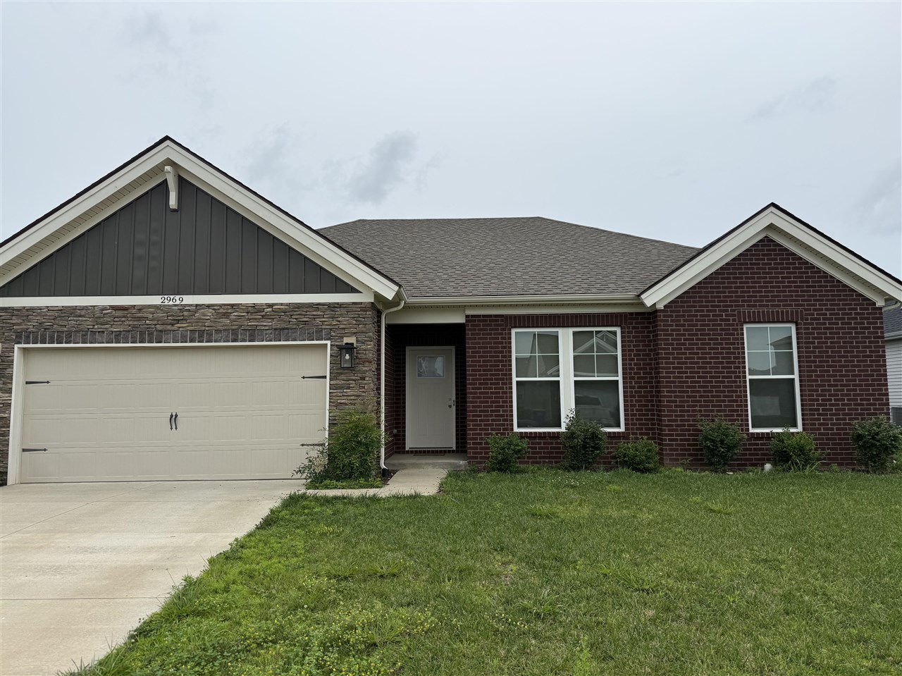 Photo 1 of 9 — 2969 Norland Street, Bowling Green, KY 42104