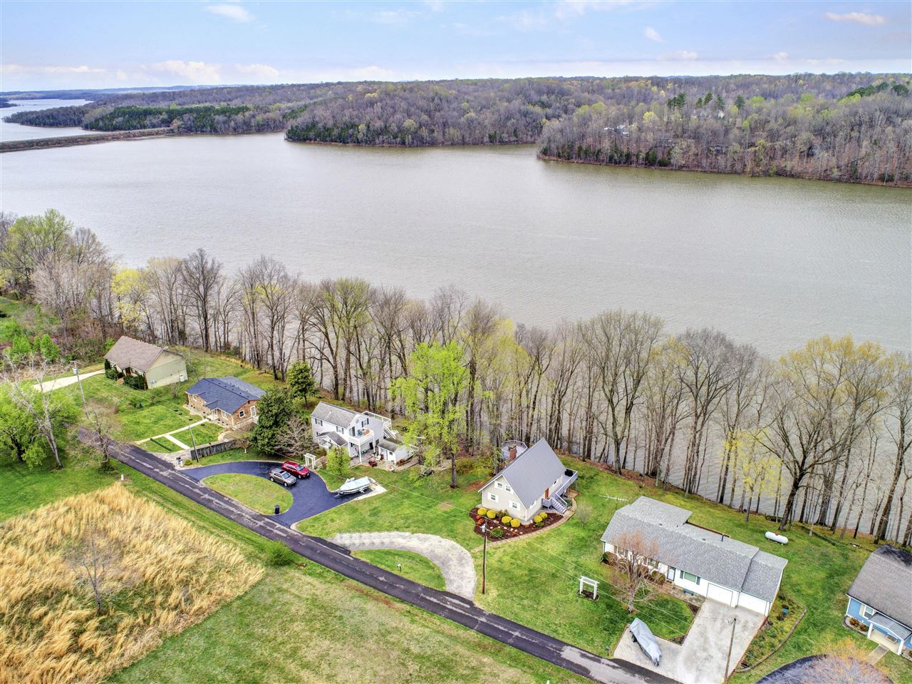 Scottsville, Kentucky 42164, United States, 3 Bedrooms Bedrooms, ,2 BathroomsBathrooms,Residential,Pending,102821