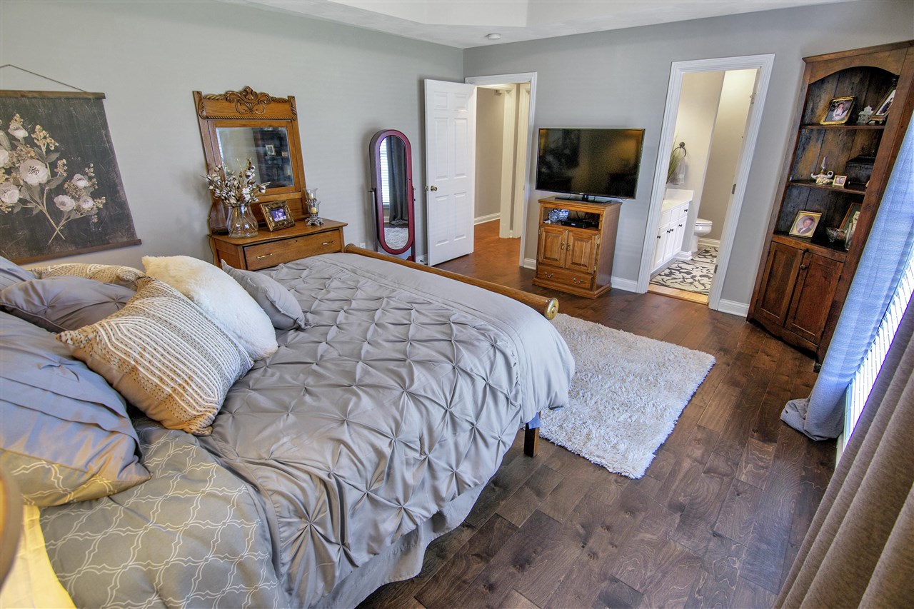 Bowling Green, Kentucky 42104, United States, 3 Bedrooms Bedrooms, ,2 BathroomsBathrooms,Residential,Active,90671