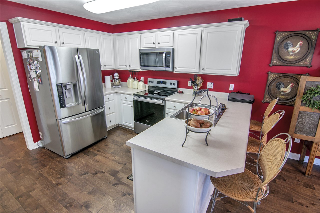 Bowling Green, Kentucky 42104, United States, 3 Bedrooms Bedrooms, ,2 BathroomsBathrooms,Residential,Active,90671