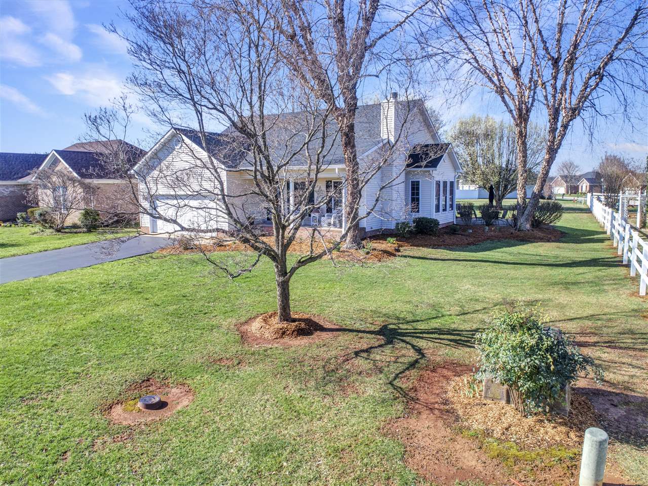 Bowling Green, Kentucky 42104, United States, 3 Bedrooms Bedrooms, ,2 BathroomsBathrooms,Residential,Active,90671