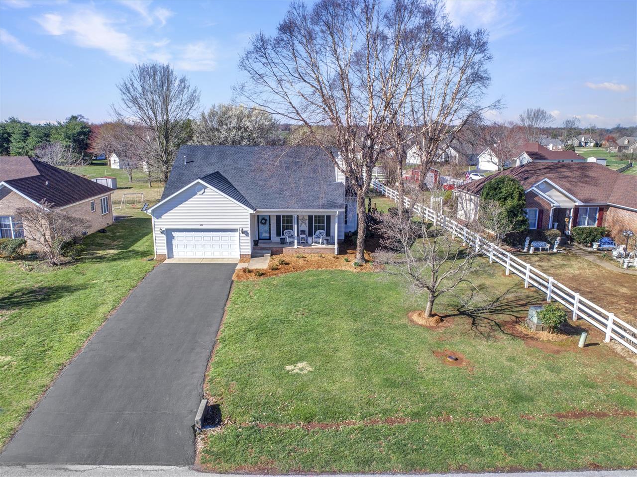 Bowling Green, Kentucky 42104, United States, 3 Bedrooms Bedrooms, ,2 BathroomsBathrooms,Residential,Active,90671