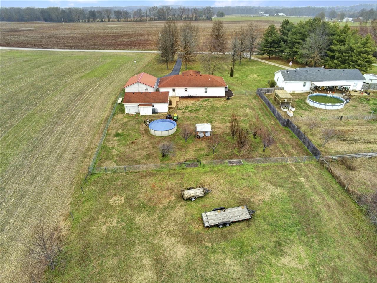 Franklin, Kentucky 42134, United States, 3 Bedrooms Bedrooms, ,2 BathroomsBathrooms,Residential,Active,252825