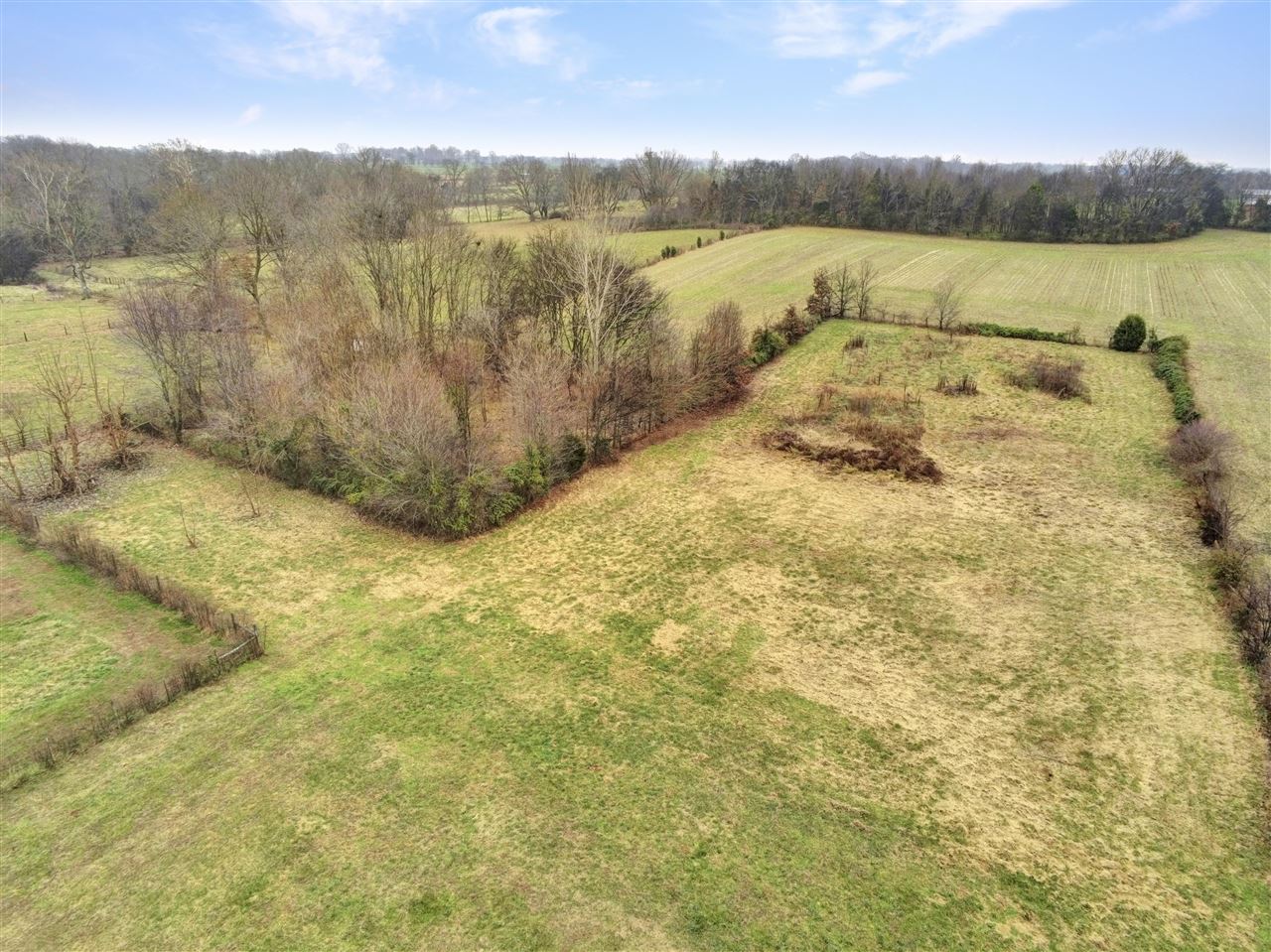 Franklin, Kentucky 42134, United States, 3 Bedrooms Bedrooms, ,2 BathroomsBathrooms,Residential,Active,252825