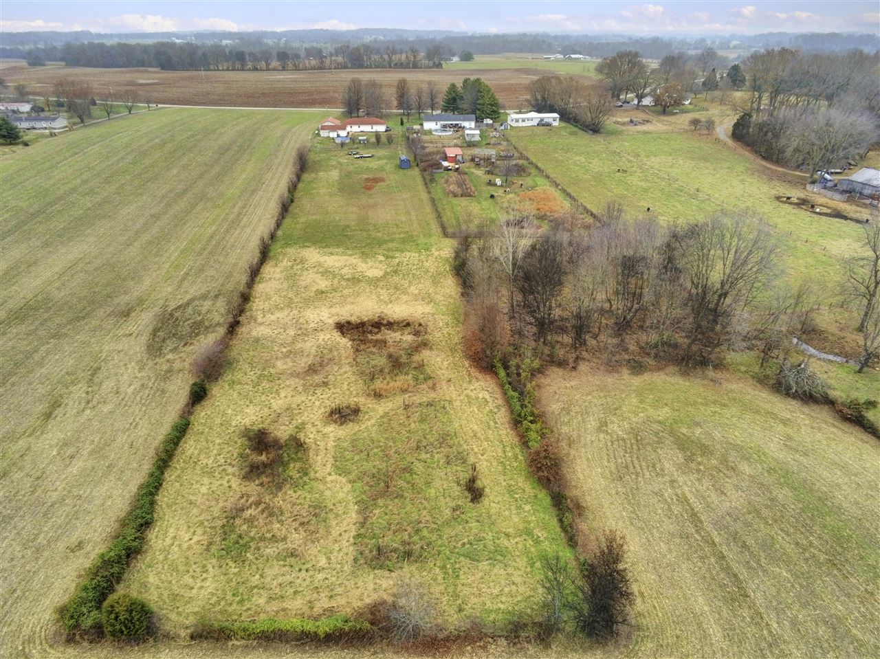 Franklin, Kentucky 42134, United States, 3 Bedrooms Bedrooms, ,2 BathroomsBathrooms,Residential,Active,252825