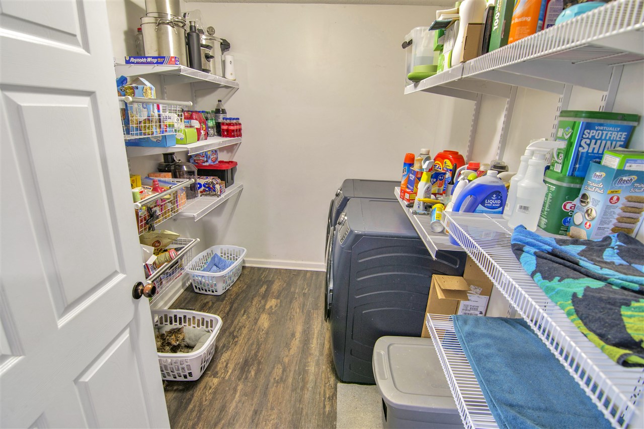 Franklin, Kentucky 42134, United States, 3 Bedrooms Bedrooms, ,2 BathroomsBathrooms,Residential,Active,252825