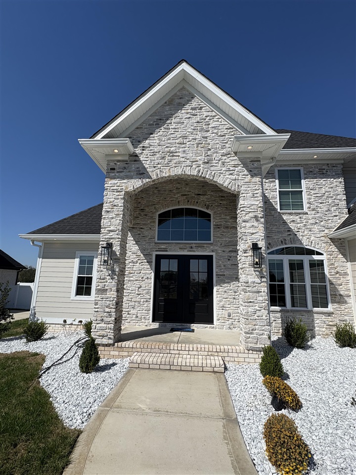 3279 Upper Gable Drive