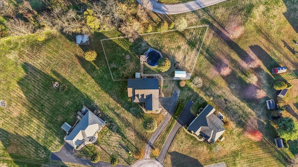 390 Sunday Silence Court