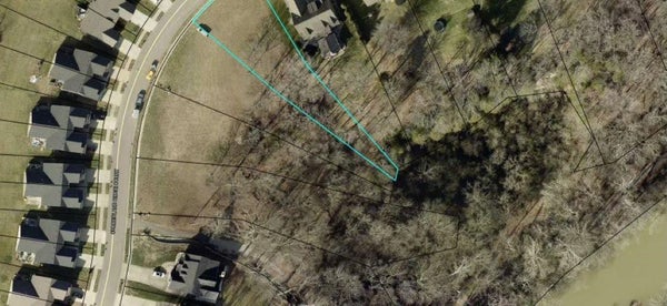 395 & 407 CUMBERLAND RIDGE COURT, BOWLING GREEN, KY 42104 - Image 26f97f2df56ee1e2de23ce23ee01ceb7/561479479