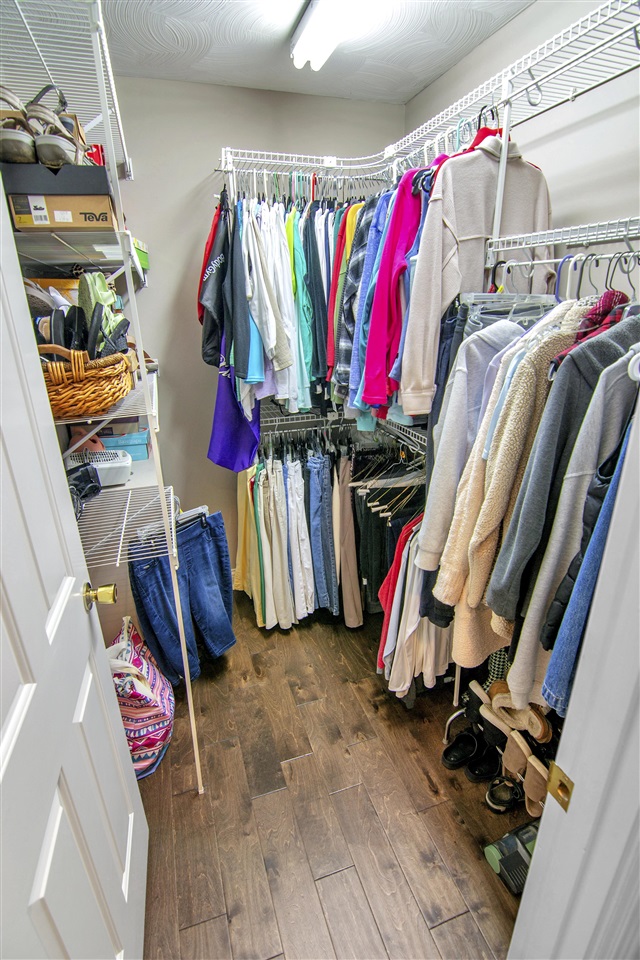 Bowling Green, Kentucky 42104, United States, 3 Bedrooms Bedrooms, ,2 BathroomsBathrooms,Residential,Active,130370