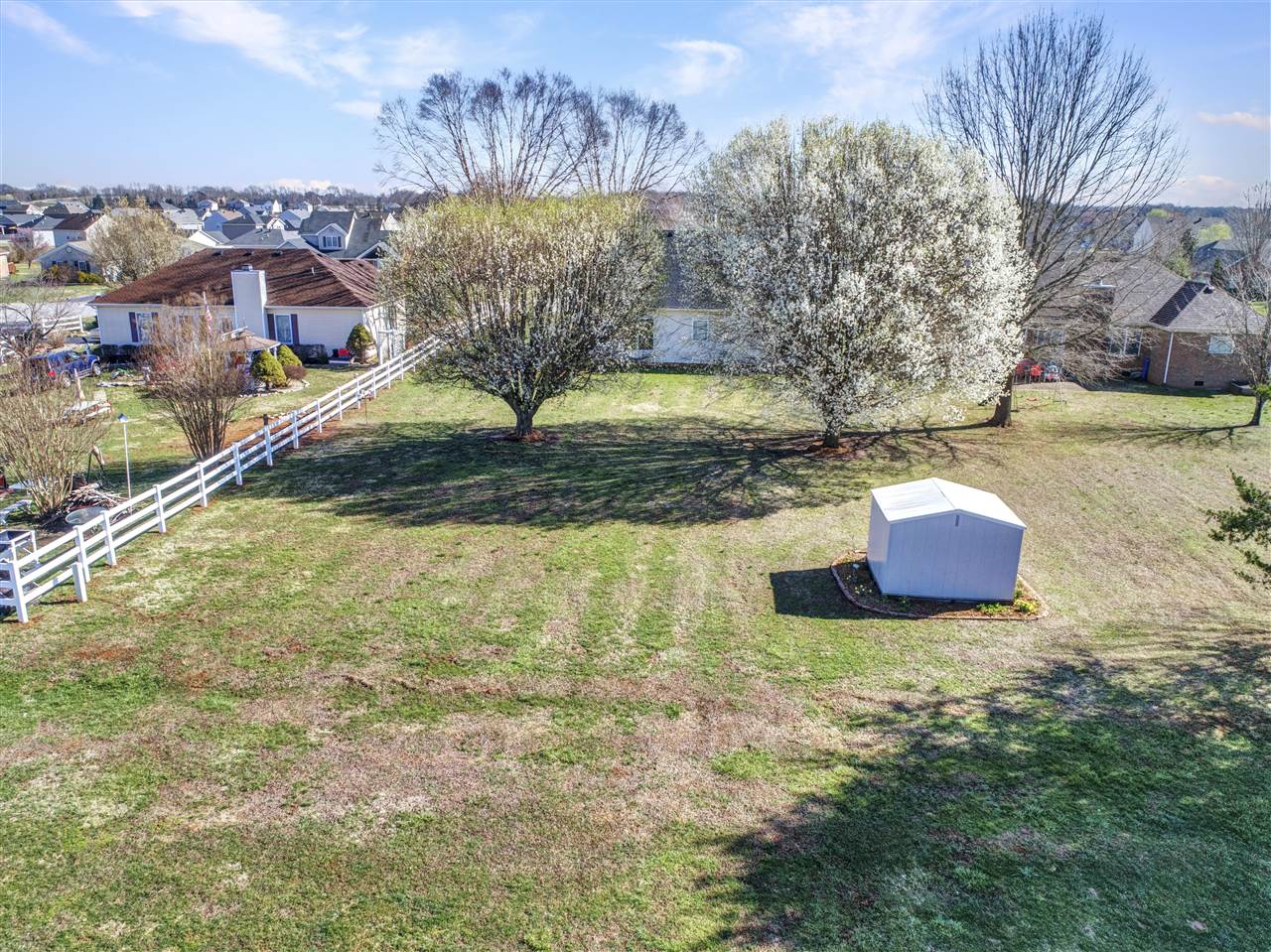 Bowling Green, Kentucky 42104, United States, 3 Bedrooms Bedrooms, ,2 BathroomsBathrooms,Residential,Active,130370