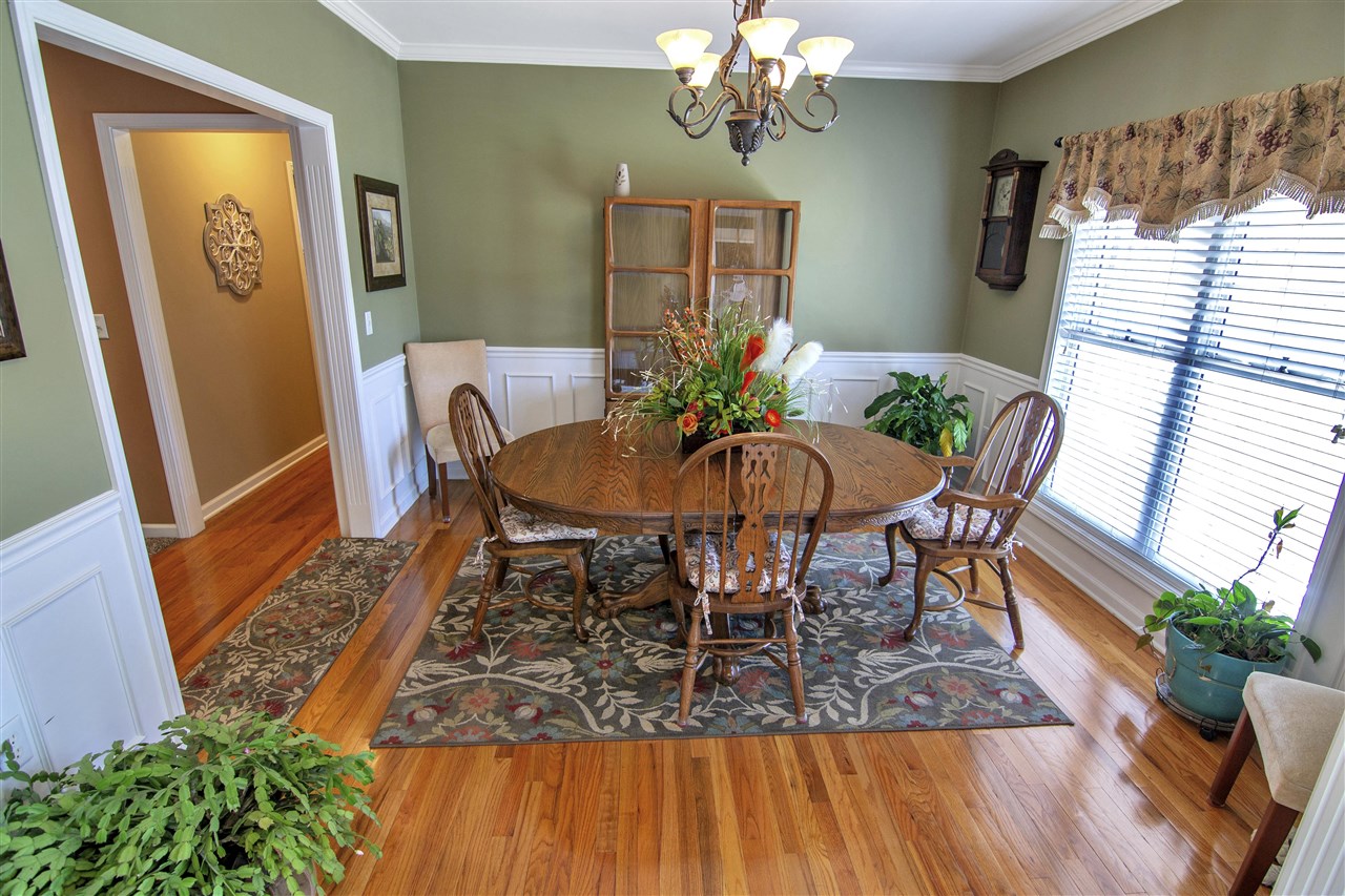 Bowling Green, Kentucky 42104, United States, 3 Bedrooms Bedrooms, ,3 BathroomsBathrooms,Residential,Active,81701