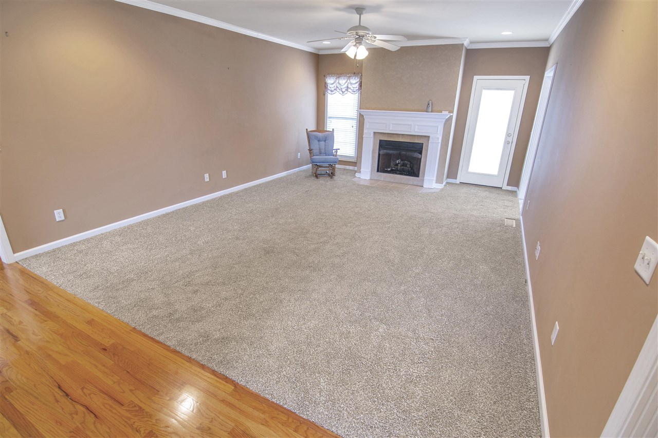 Bowling Green, Kentucky 42104, United States, 3 Bedrooms Bedrooms, ,3 BathroomsBathrooms,Residential,Active,81701