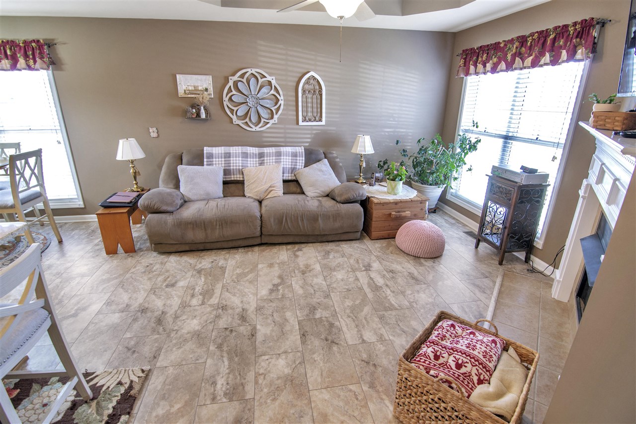 Bowling Green, Kentucky 42104, United States, 3 Bedrooms Bedrooms, ,3 BathroomsBathrooms,Residential,Active,81701